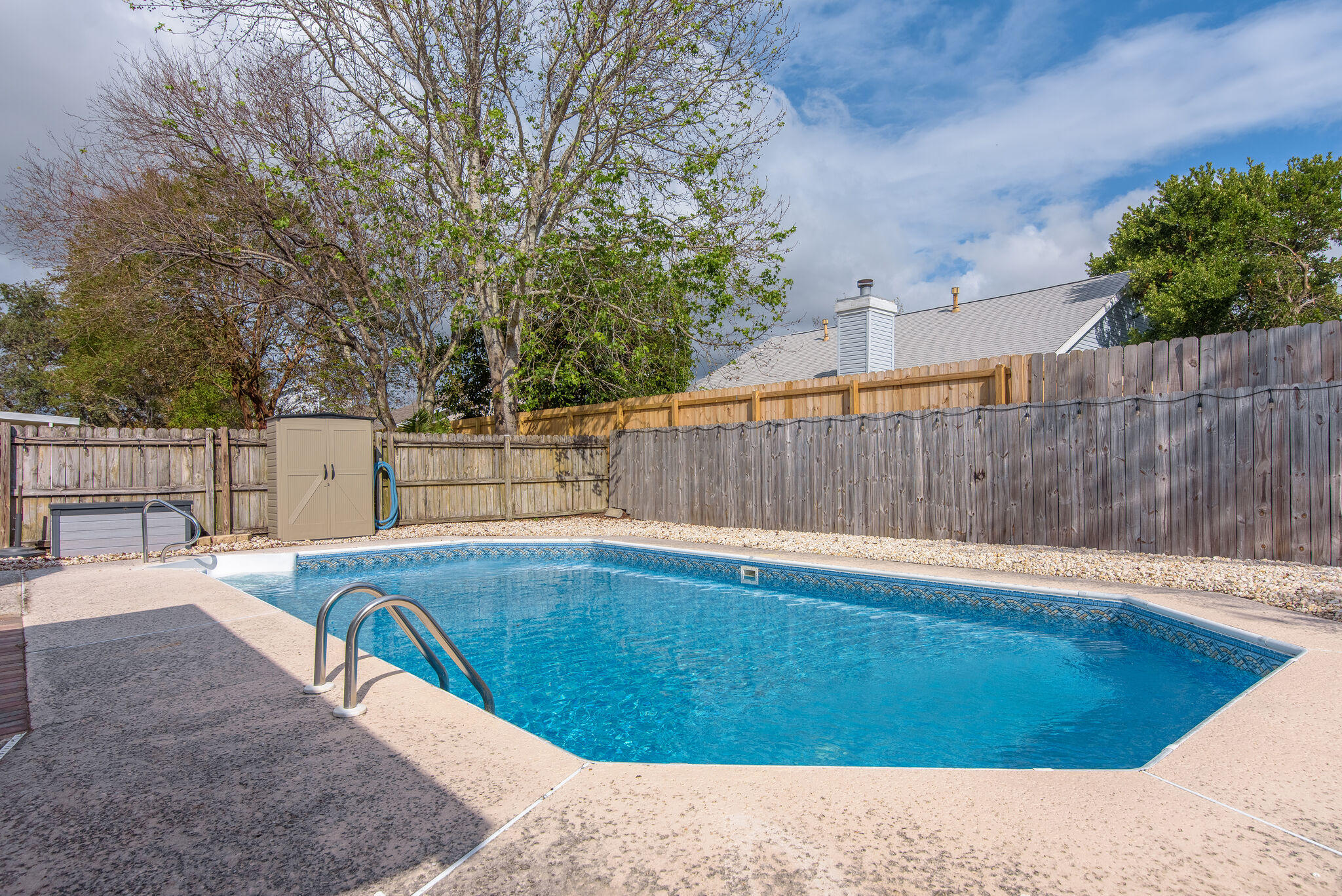 SANDY RIDGE ESTATES - Residential