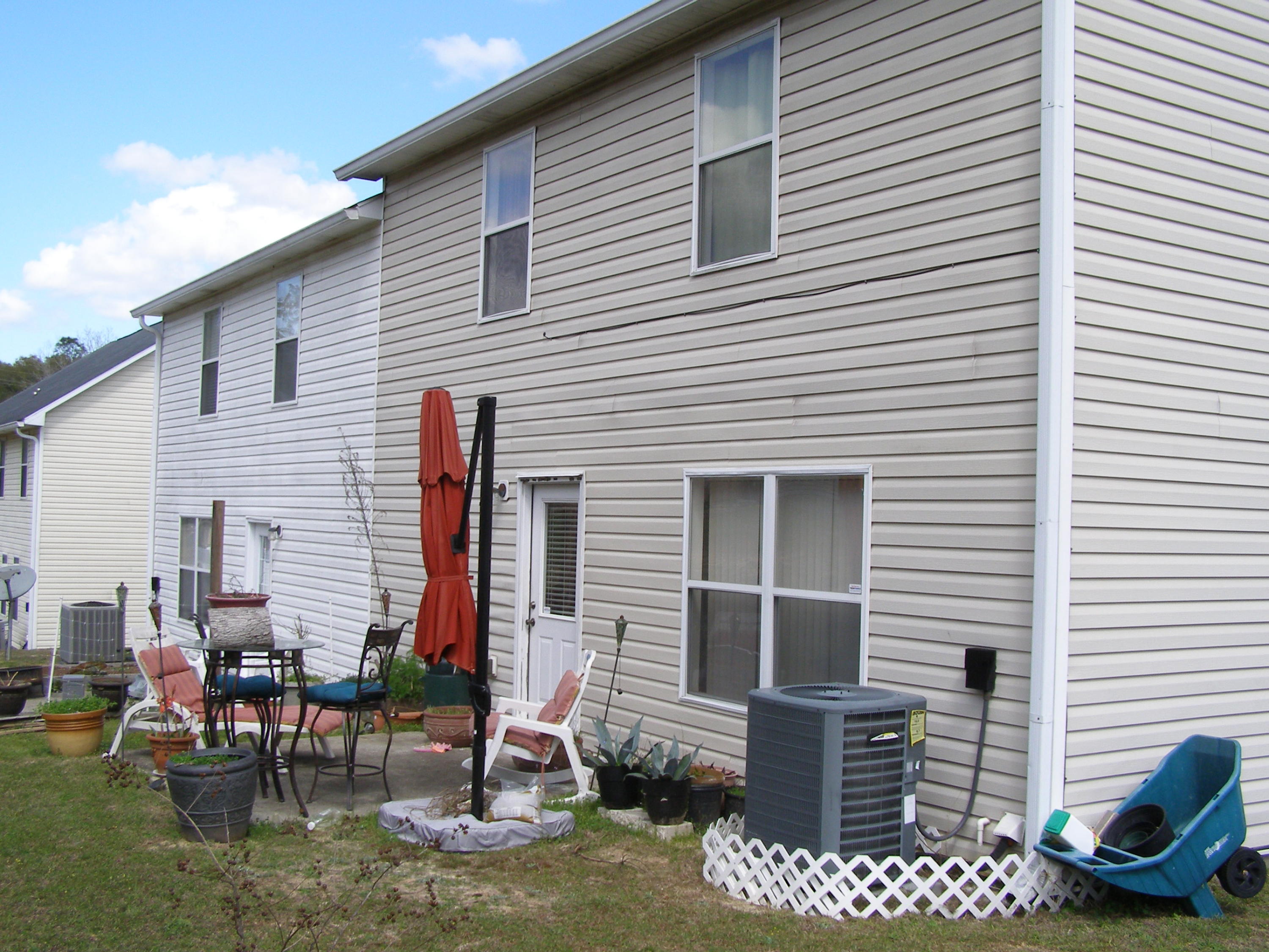 STILLWELL ESTATES - Residential