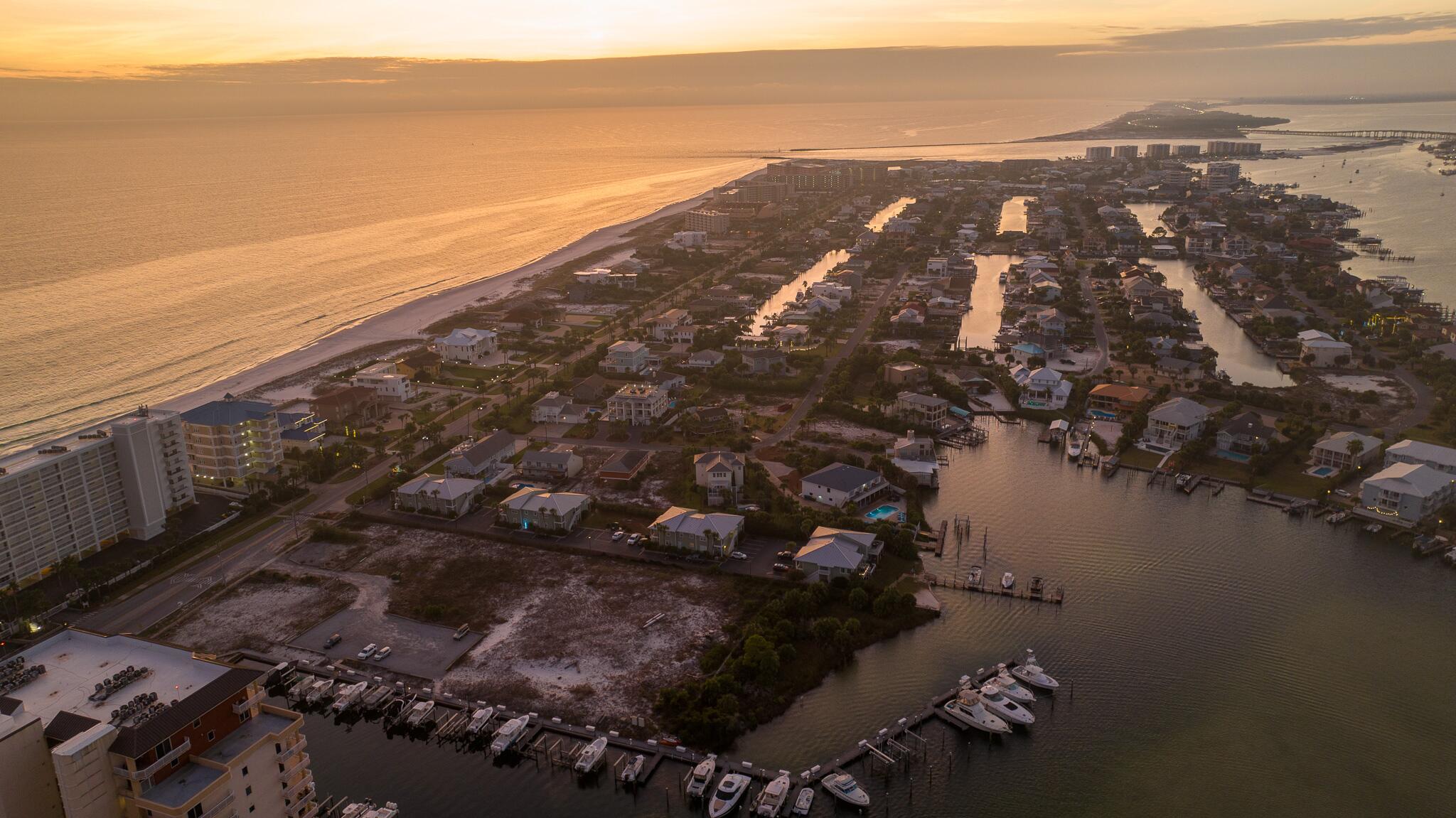 DESTIN SANDS CONDO - Residential