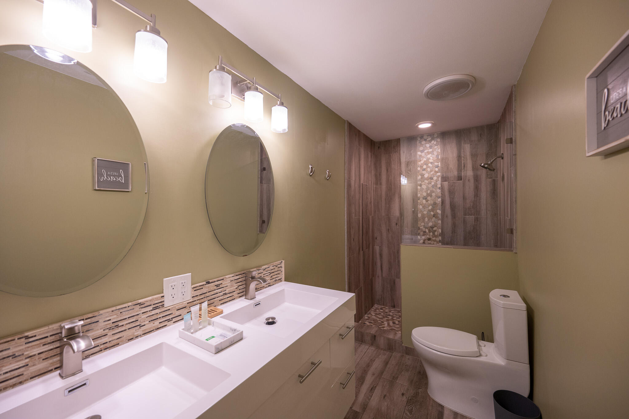 DESTIN SANDS CONDO - Residential