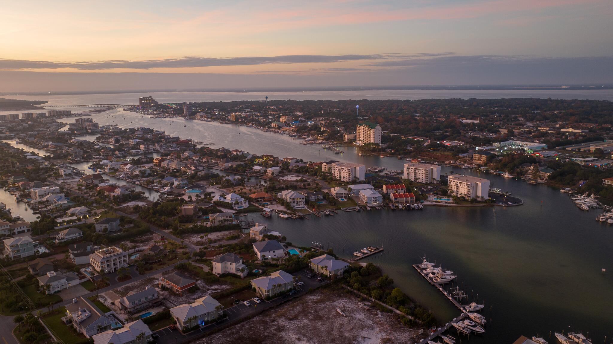 DESTIN SANDS CONDO - Residential