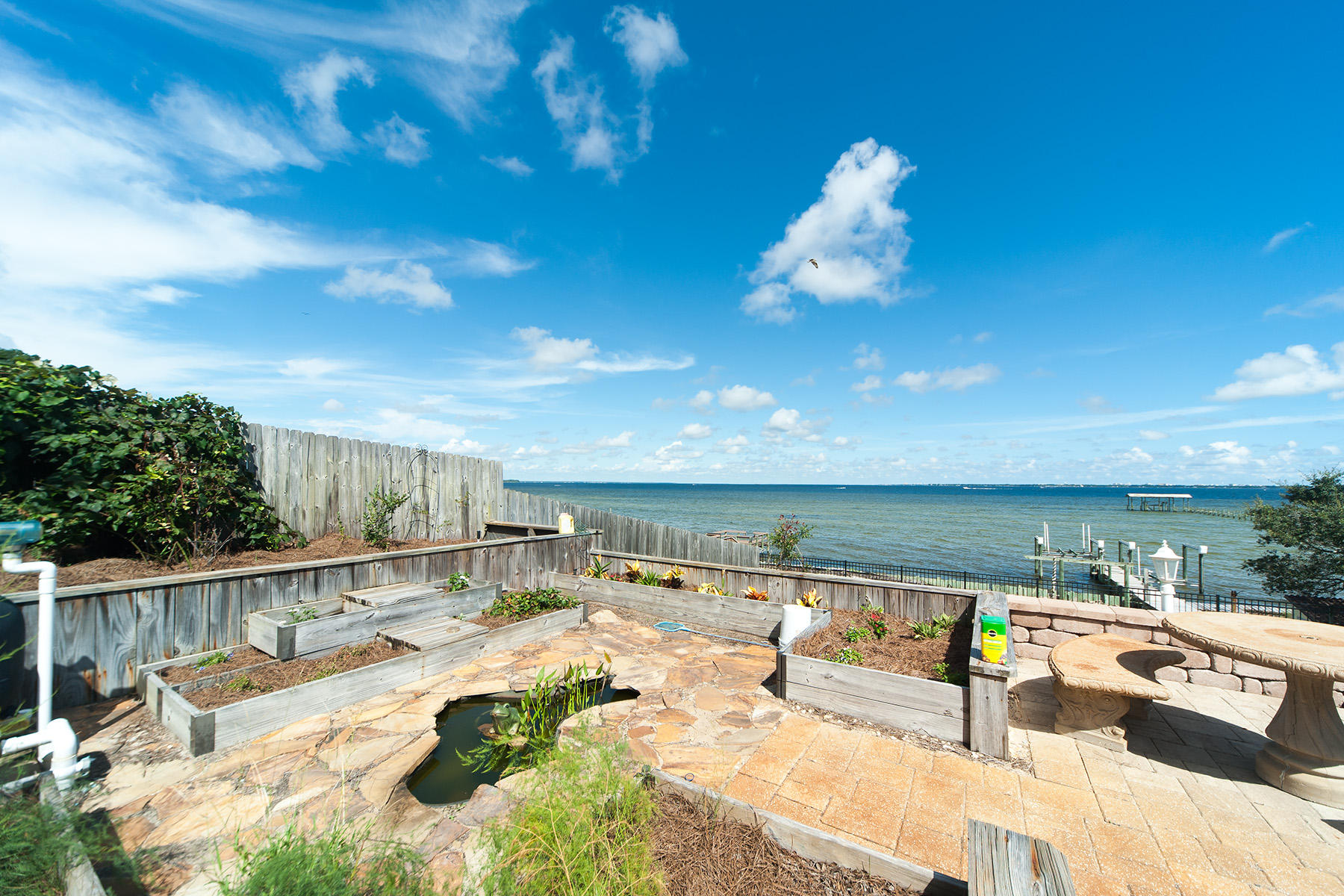 LAKE LORRAINE ESTATES - Residential