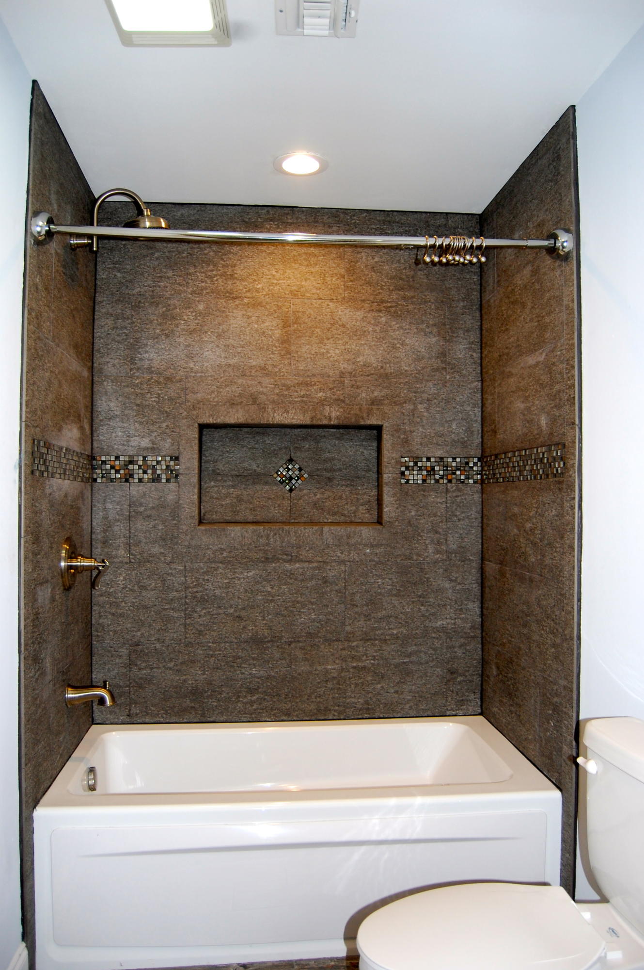 LAKE LORRAINE ESTATES - Residential