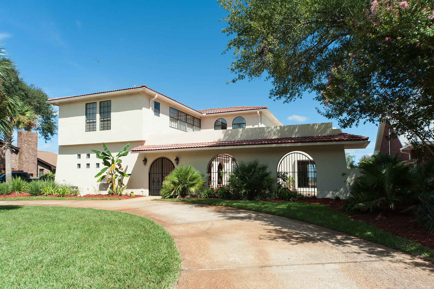 LAKE LORRAINE ESTATES - Residential