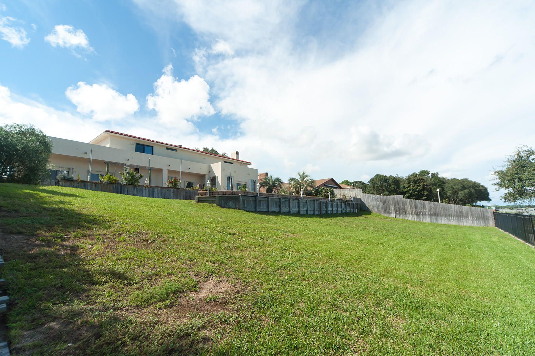 LAKE LORRAINE ESTATES - Residential