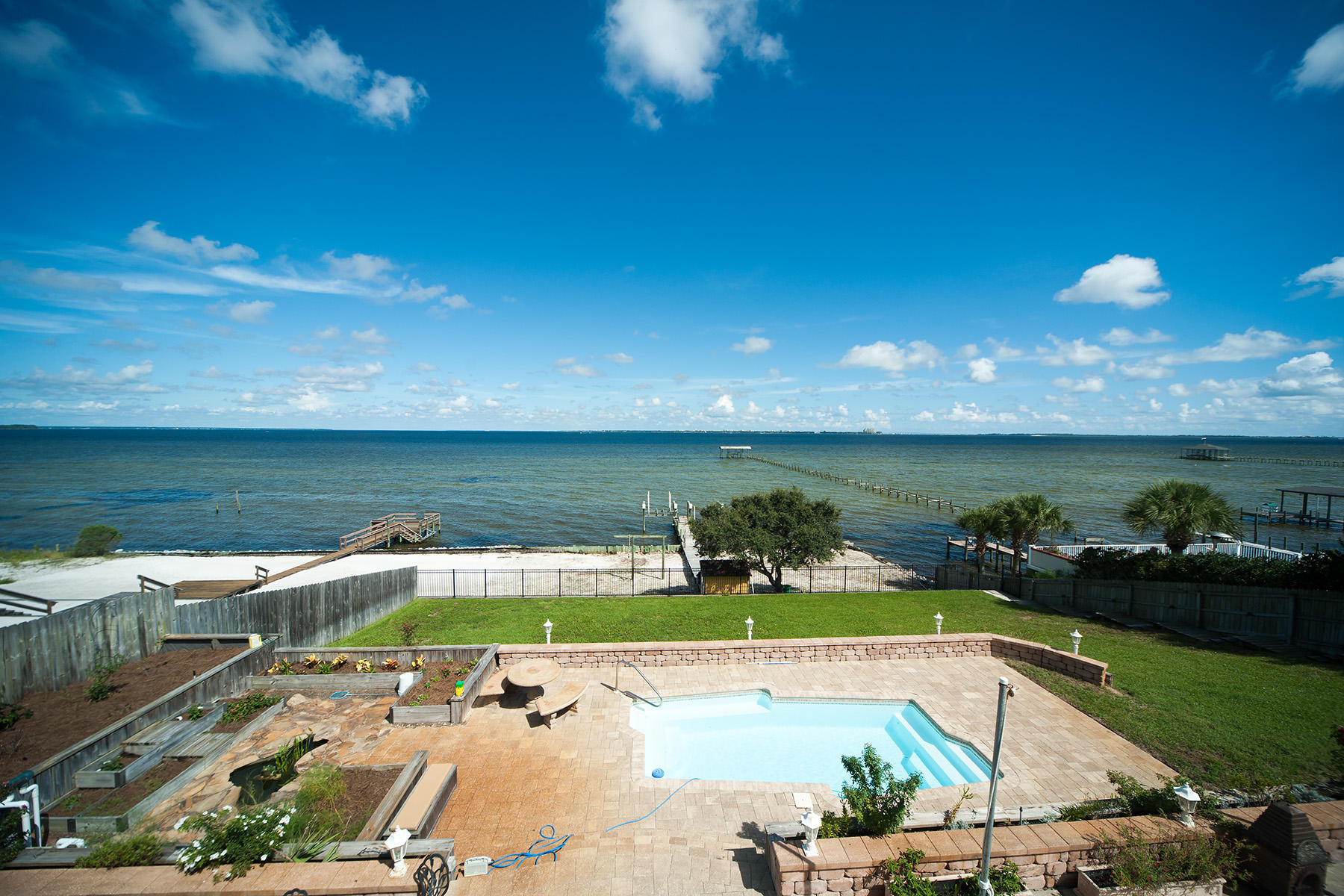 LAKE LORRAINE ESTATES - Residential