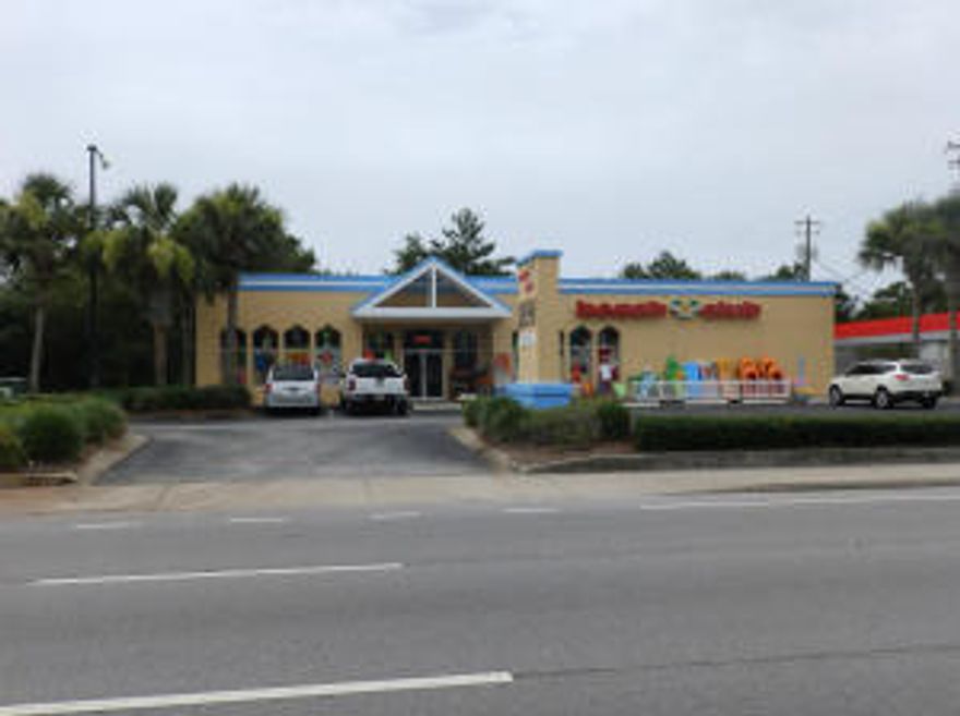Highly visible freestanding building located in the desirable Sandestin Corridor. Property has 180ft of frontage of Highway 98 with a large monument sign. 3,186s.f. freespan and attractive building would make great office, medical, or retail. Building and property are currently vacant and in excellent shape.