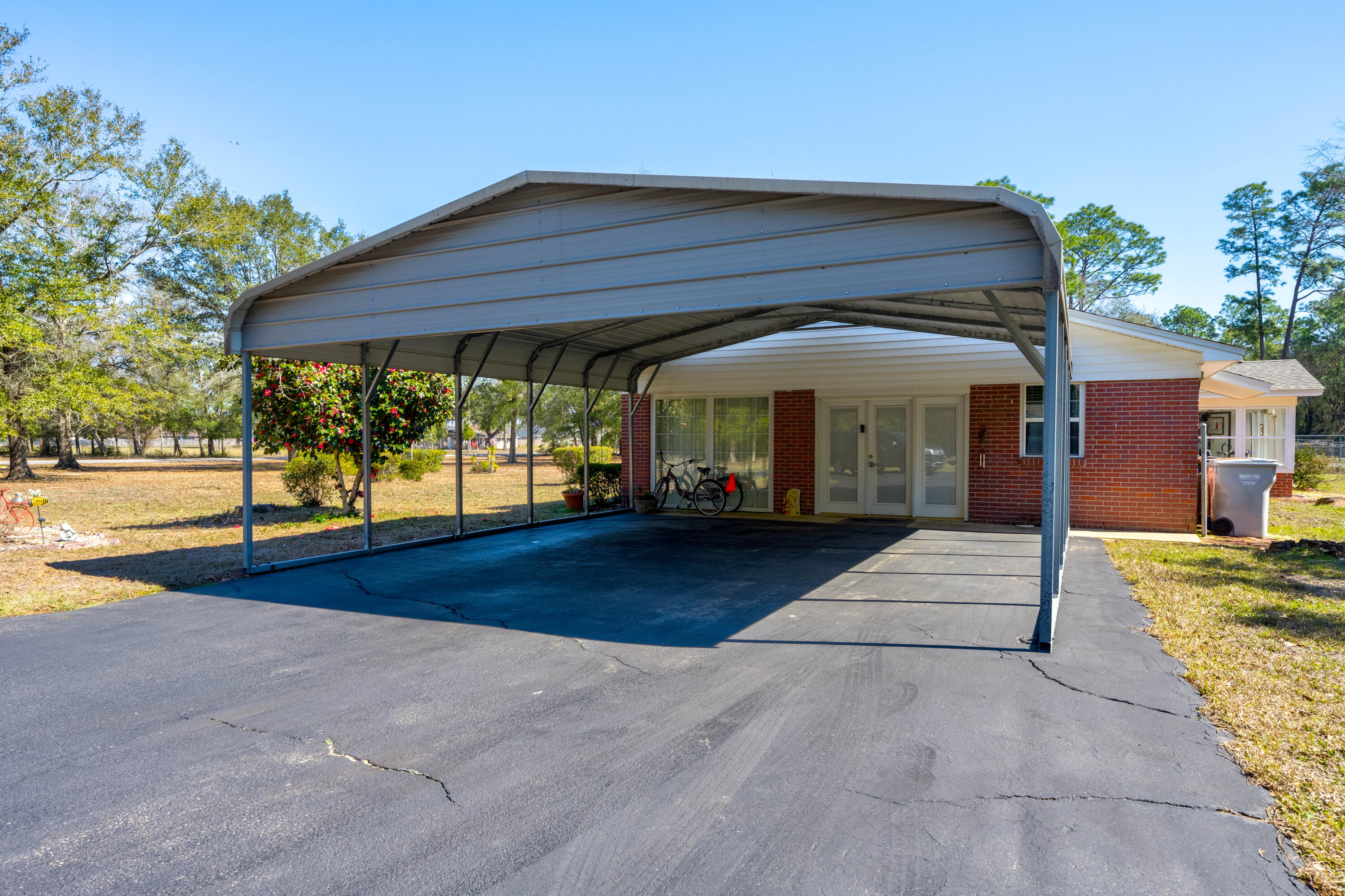 NO RECORDED SUBDIVISION - Residential