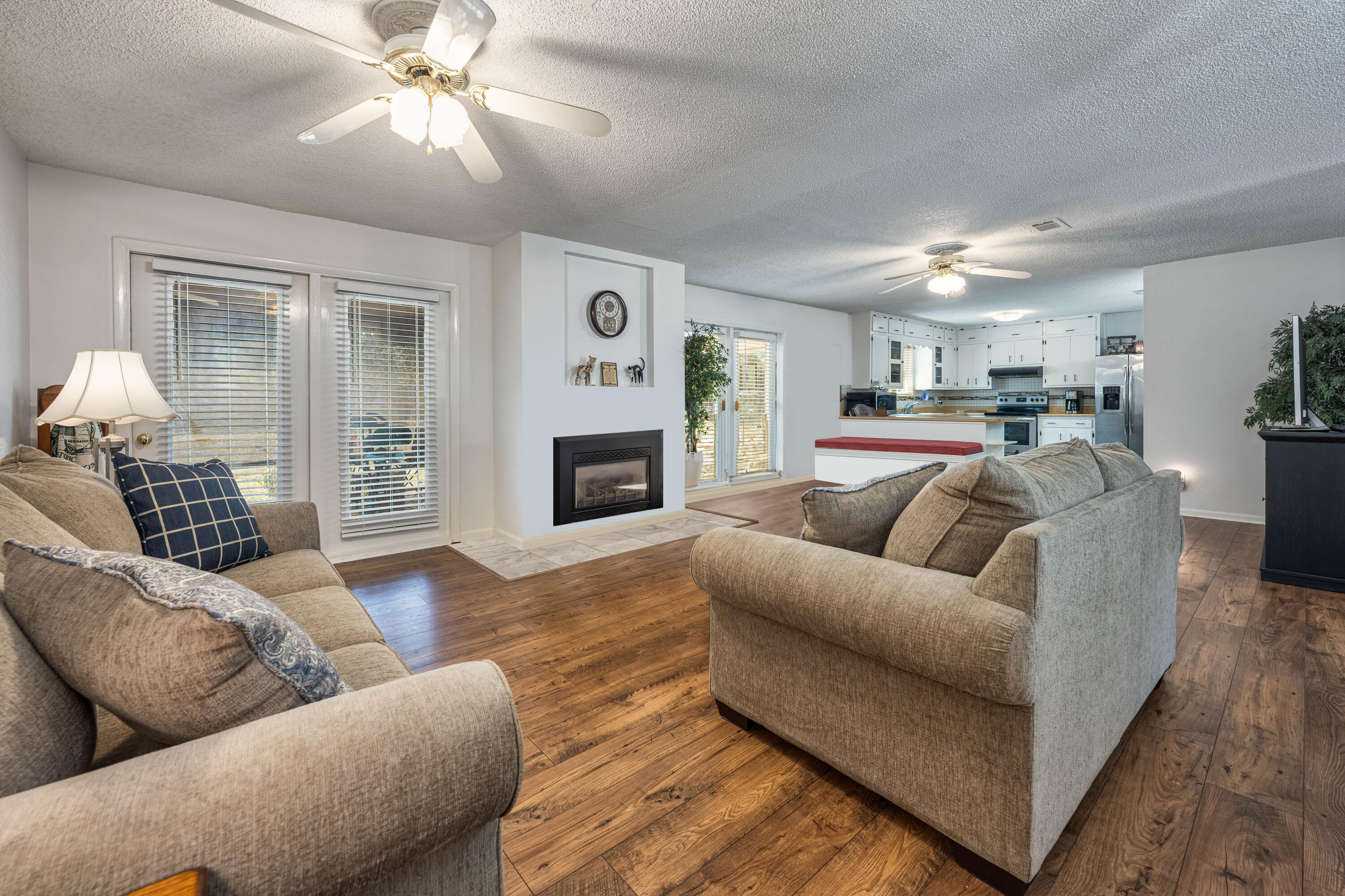 NO RECORDED SUBDIVISION - Residential