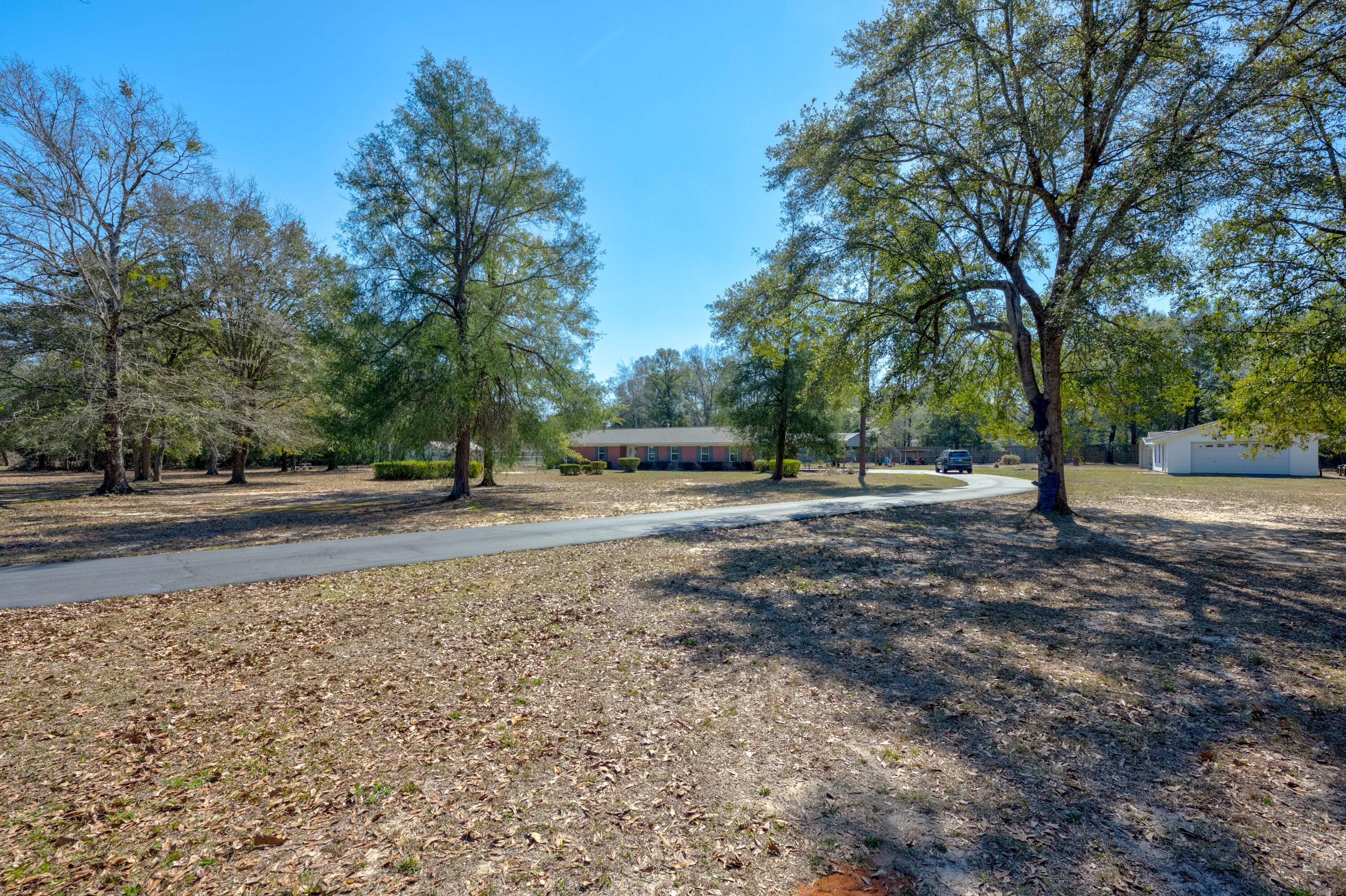 NO RECORDED SUBDIVISION - Residential