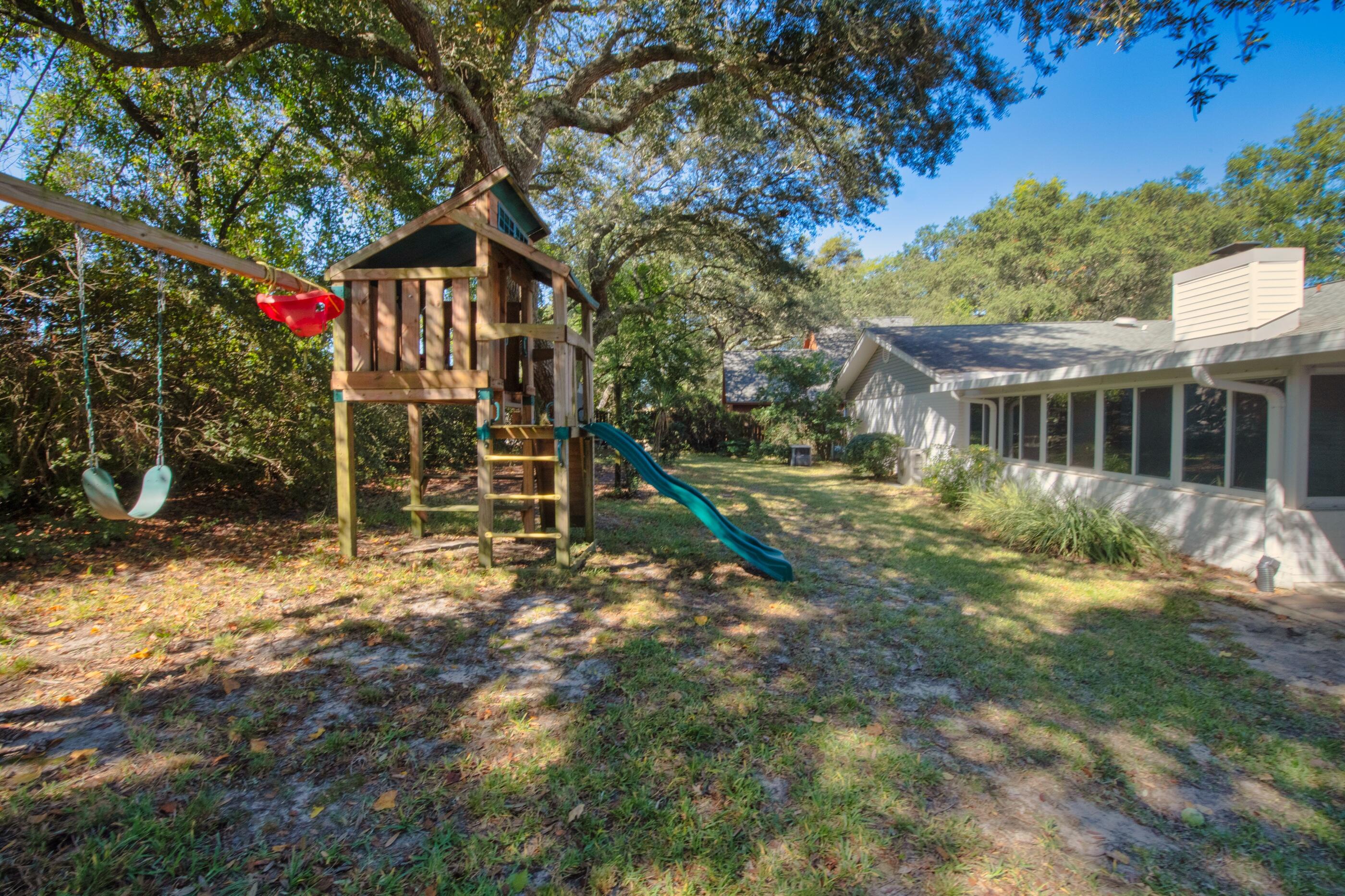BAYOU WOODS 4TH ADDN - Residential