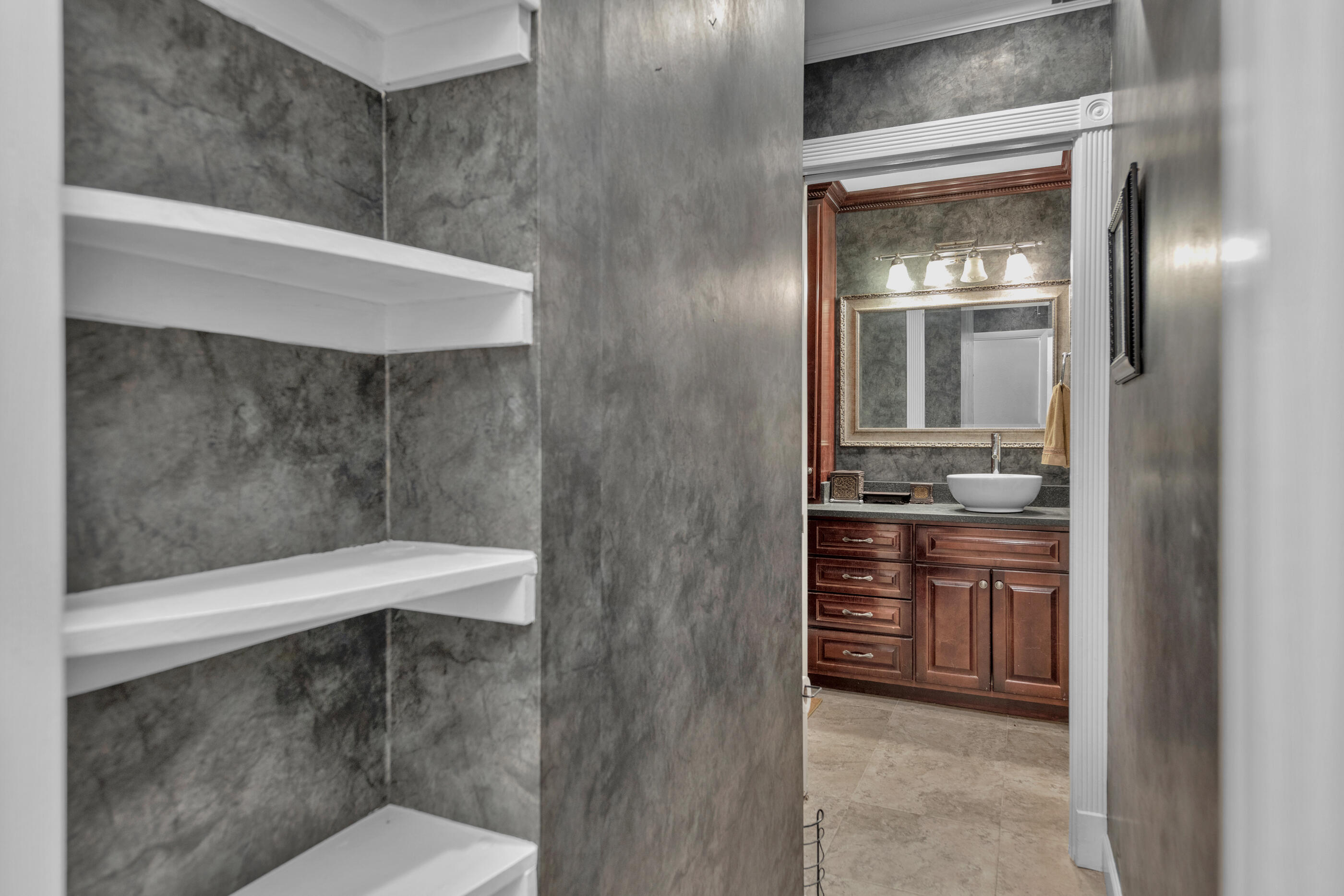 BAYOU WOODS 4TH ADDN - Residential
