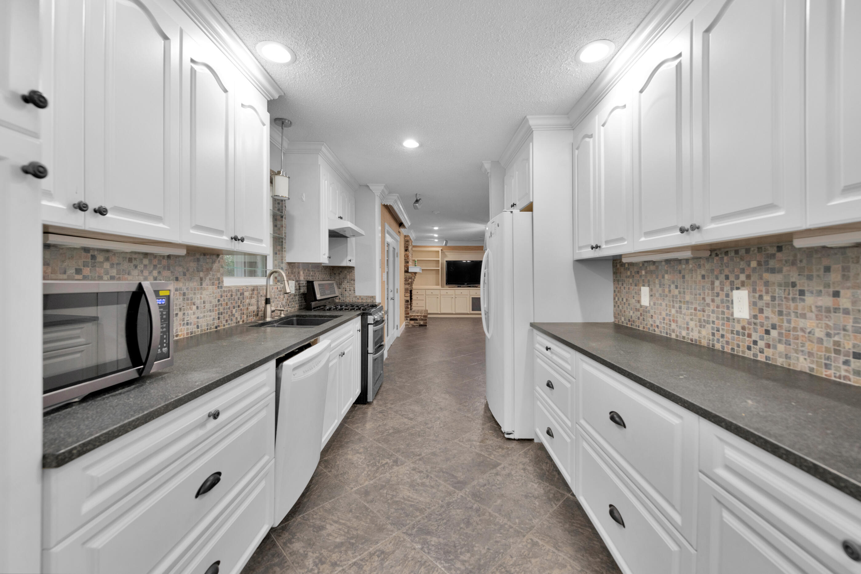 BAYOU WOODS 4TH ADDN - Residential