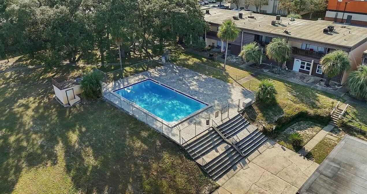 SPANISH VILLAS CONDO - Residential Lease