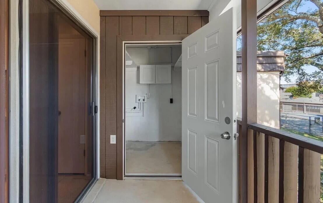 SPANISH VILLAS CONDO - Residential Lease