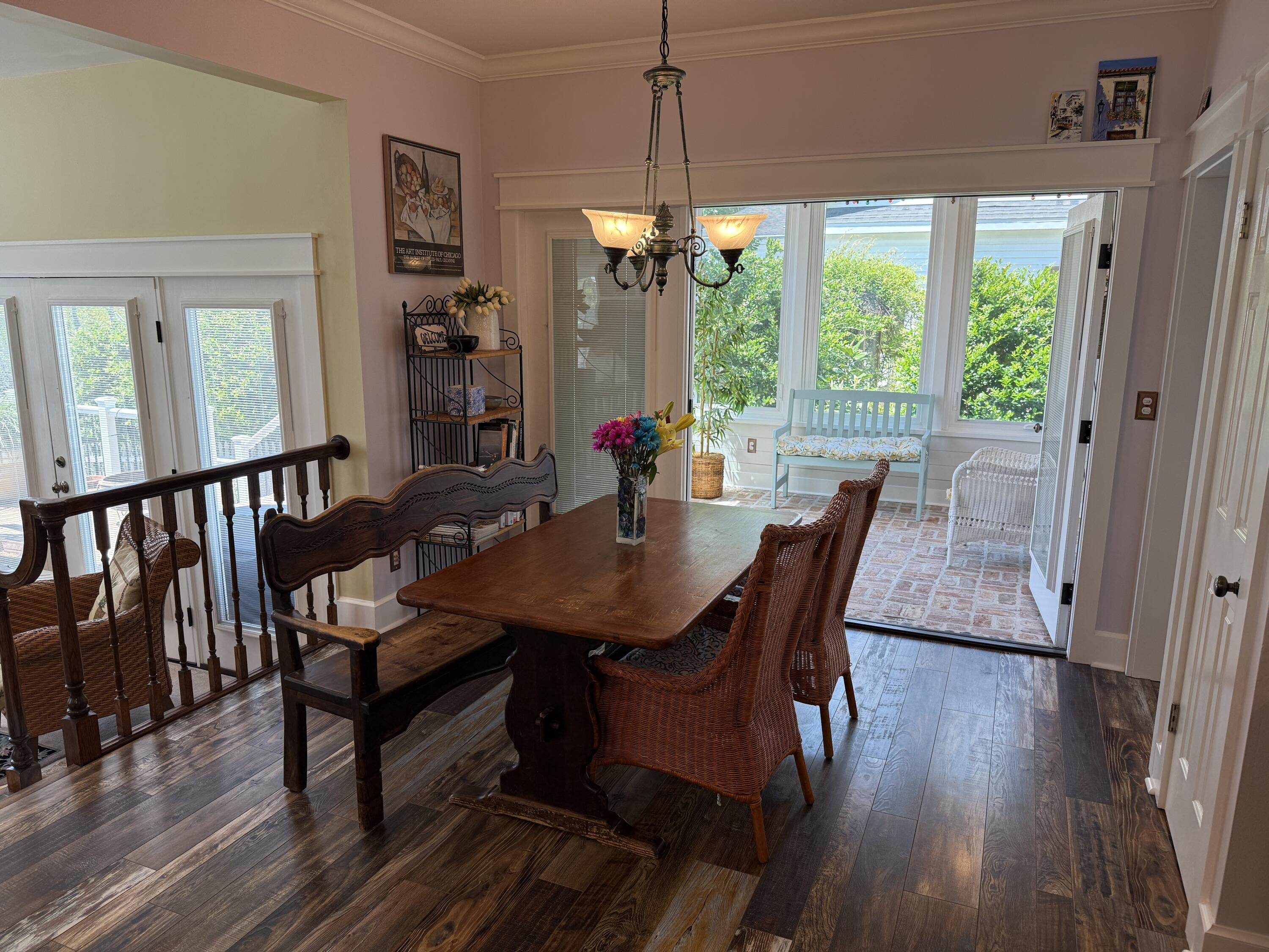 BOLTONS LANDING - Residential Lease