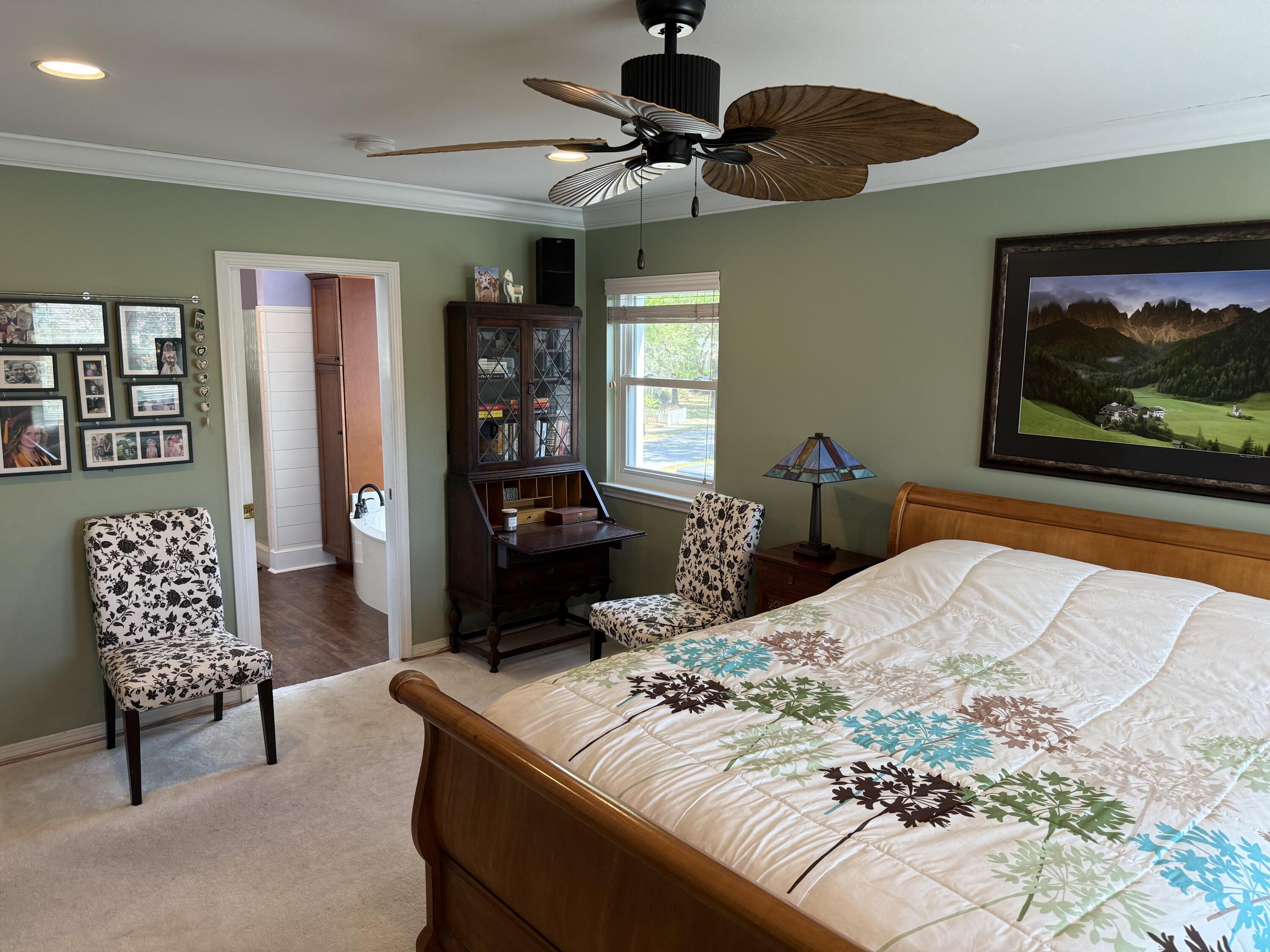 BOLTONS LANDING - Residential Lease