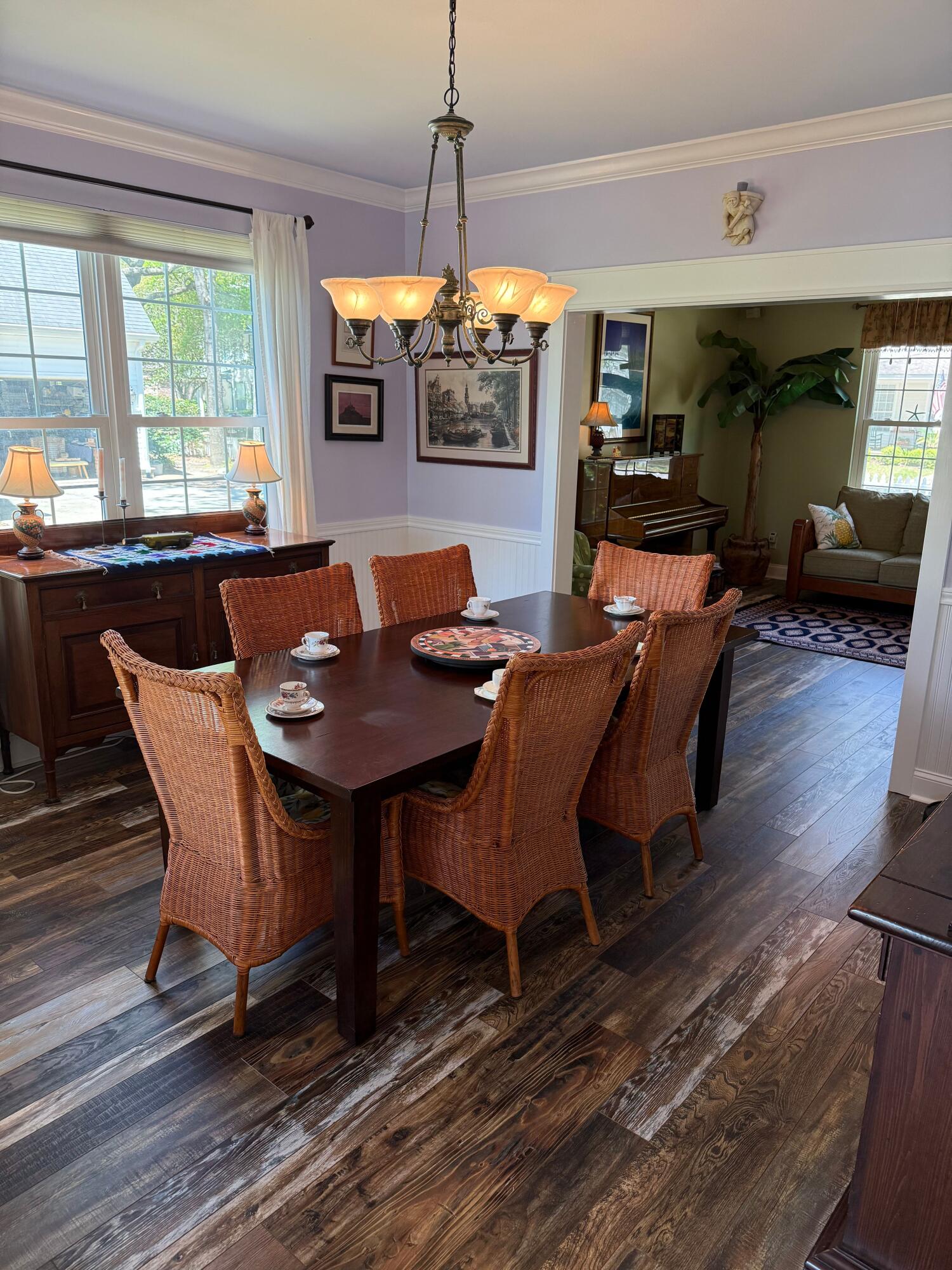 BOLTONS LANDING - Residential Lease