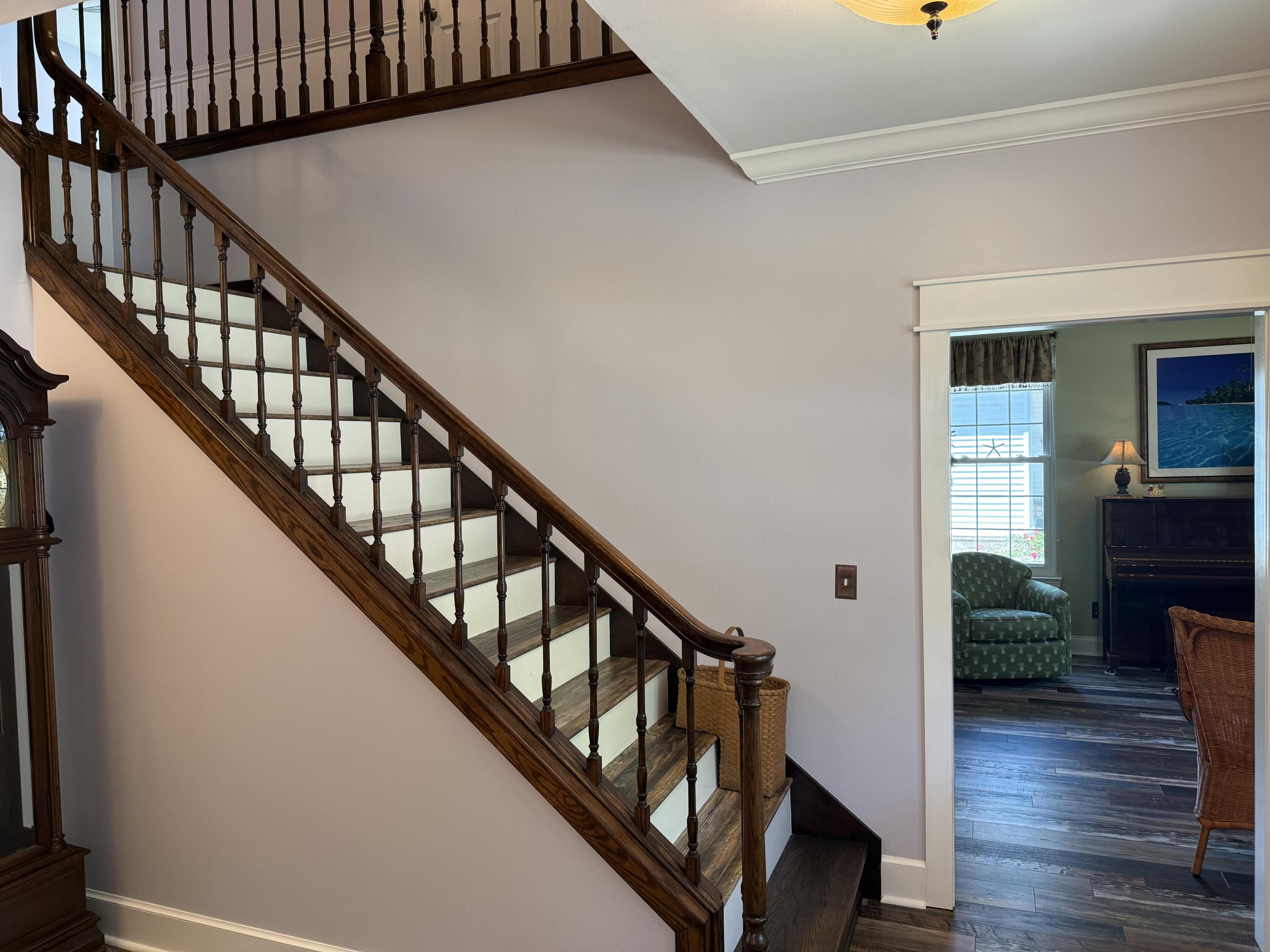 BOLTONS LANDING - Residential Lease