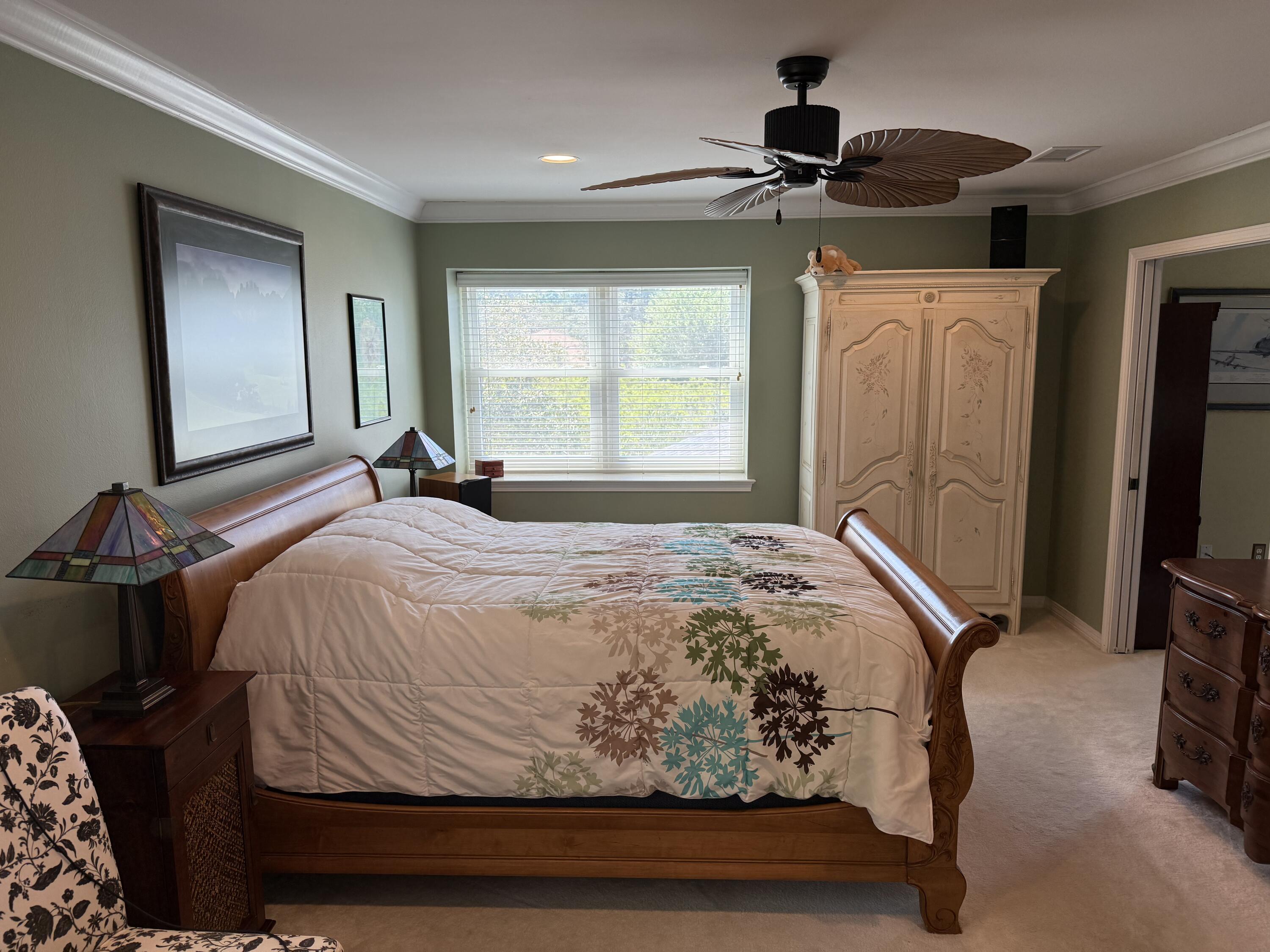 BOLTONS LANDING - Residential Lease