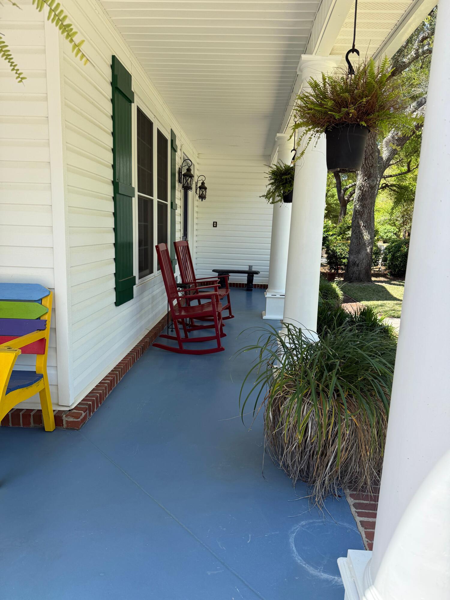 BOLTONS LANDING - Residential Lease