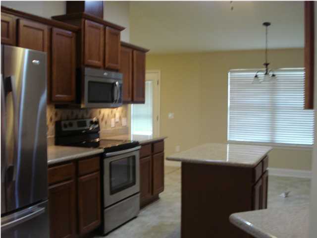 LA MESA AT HIDDEN CREEK - Residential