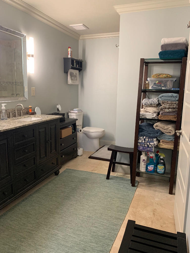 PINEWOOD ESTATES - Residential