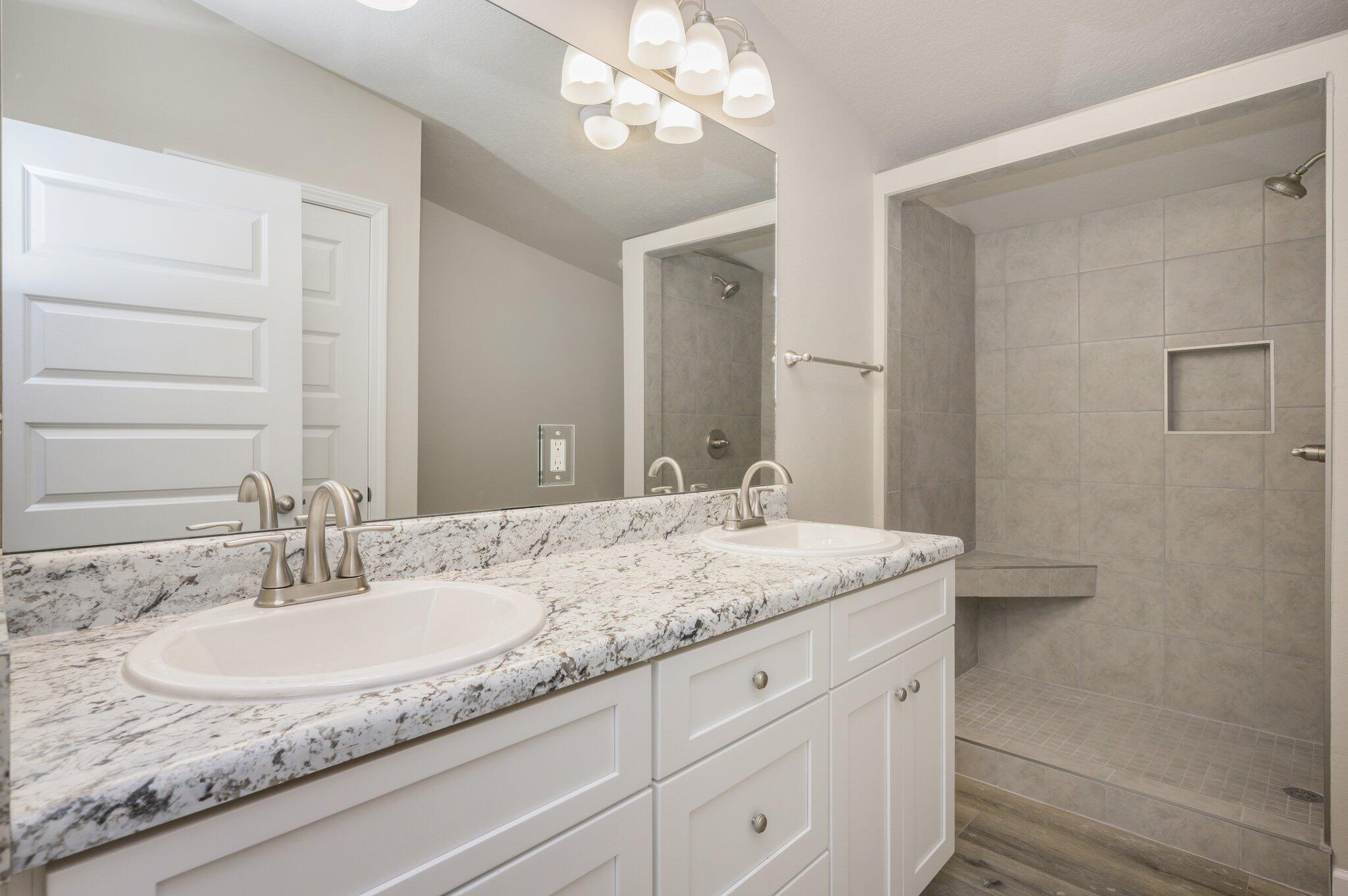 HOLLY GROVE SOUTH - Residential