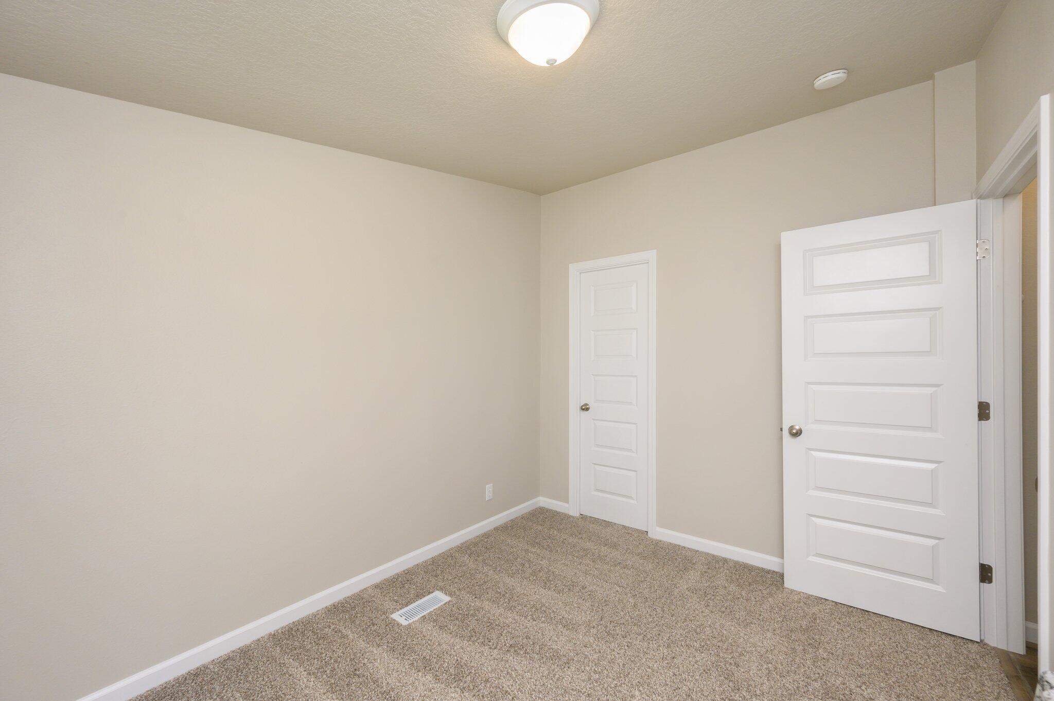 HOLLY GROVE SOUTH - Residential