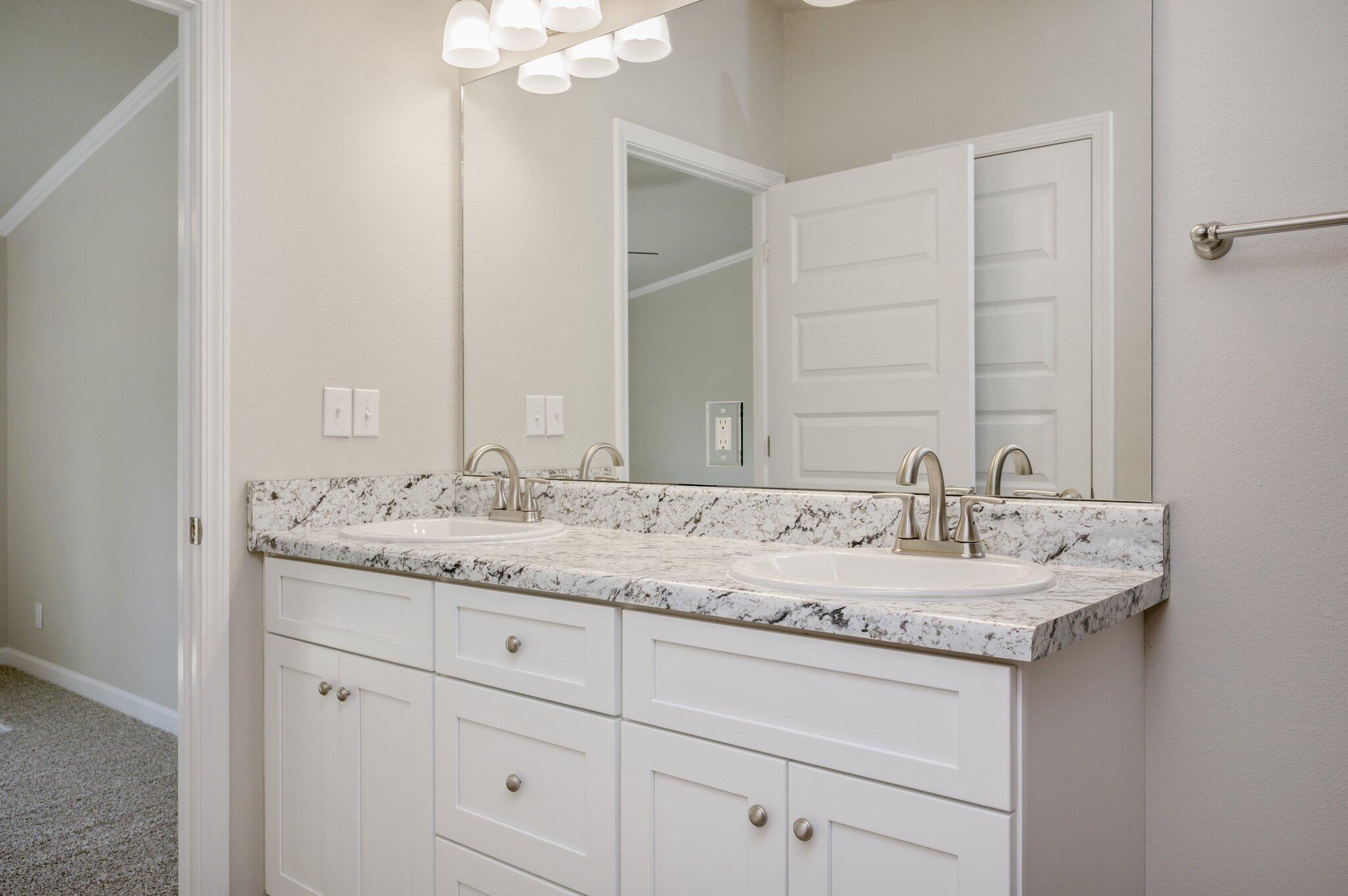 HOLLY GROVE SOUTH - Residential