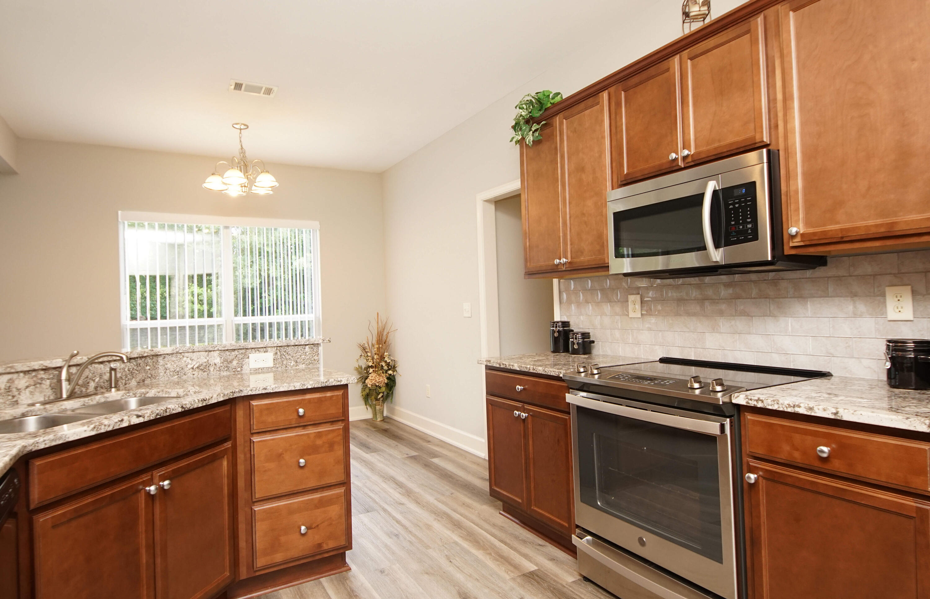 VALPARAISO PINECREST 6 - Residential