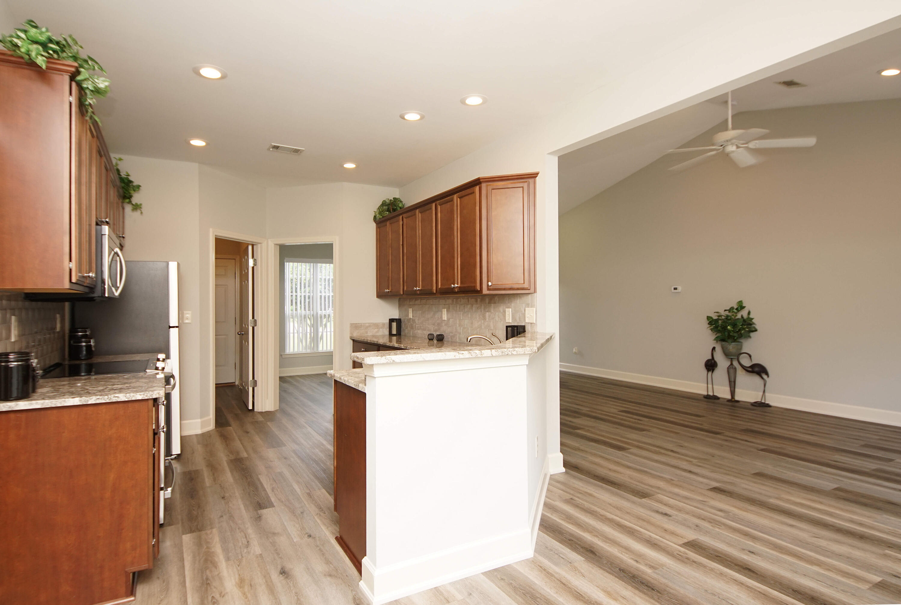 VALPARAISO PINECREST 6 - Residential