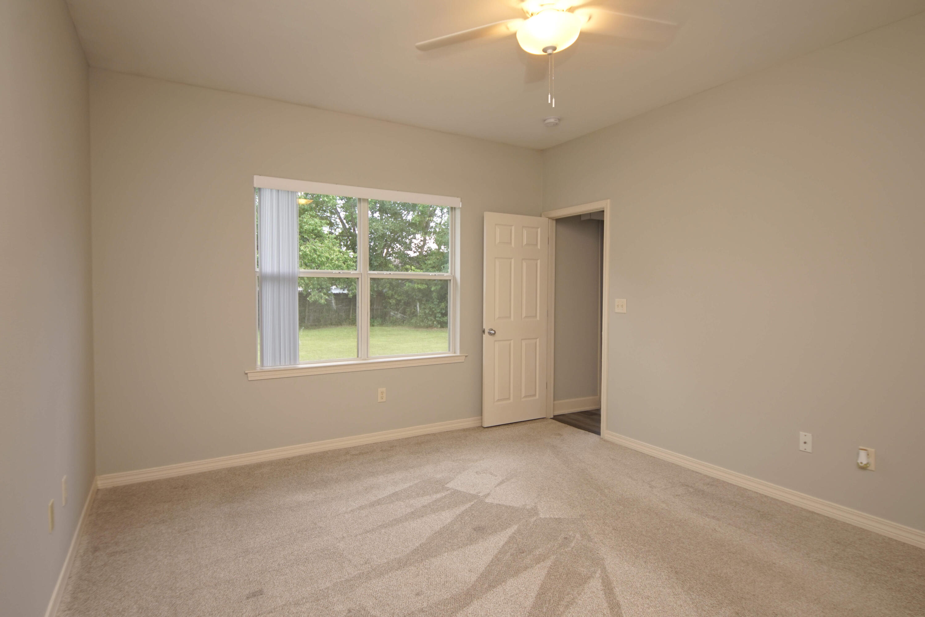 VALPARAISO PINECREST 6 - Residential