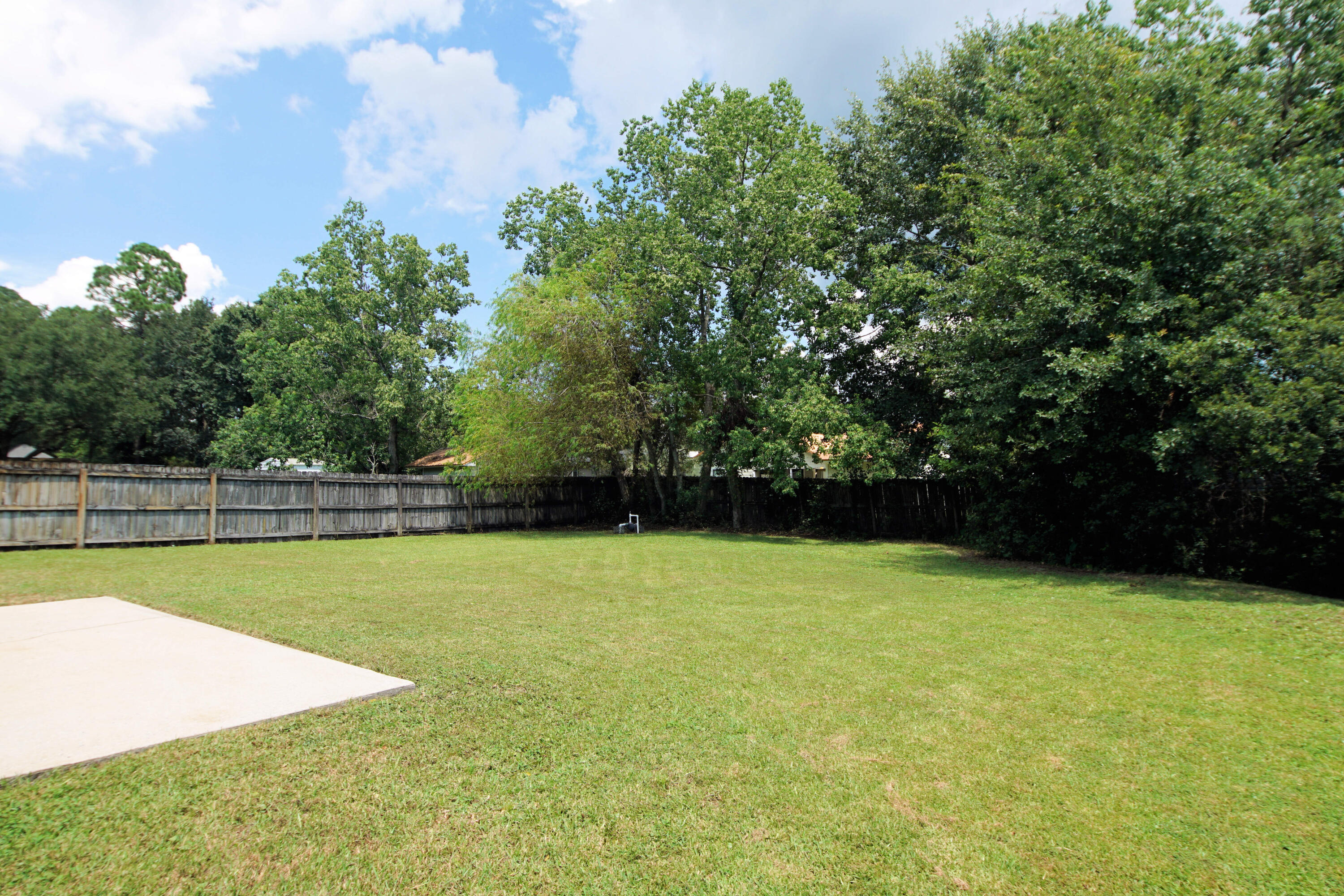 VALPARAISO PINECREST 6 - Residential