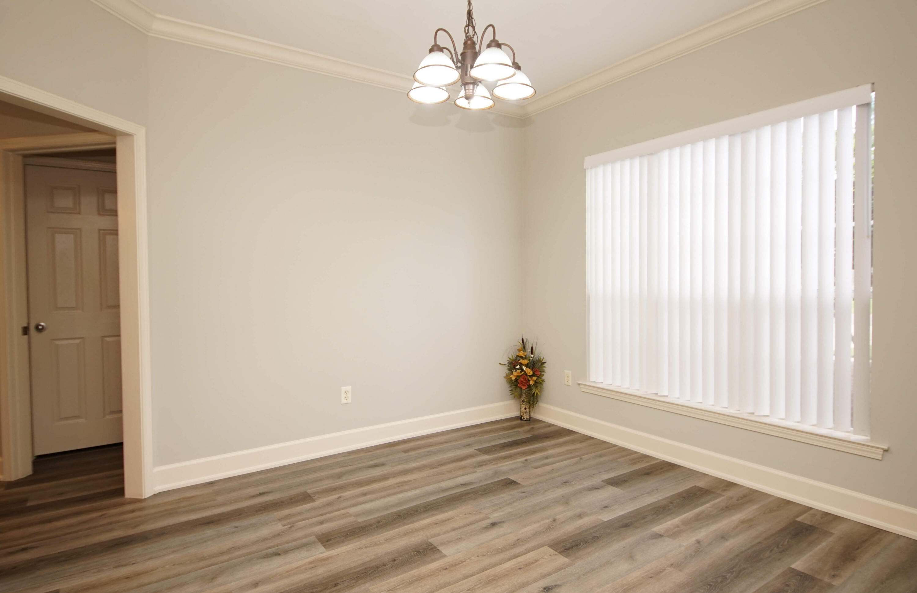 VALPARAISO PINECREST 6 - Residential