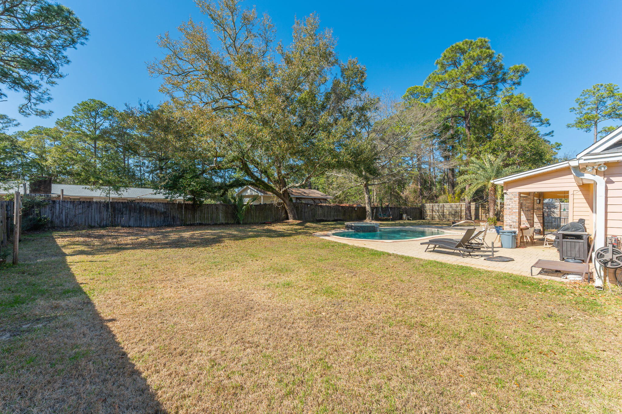 BAHIA OAKS PH I - Residential