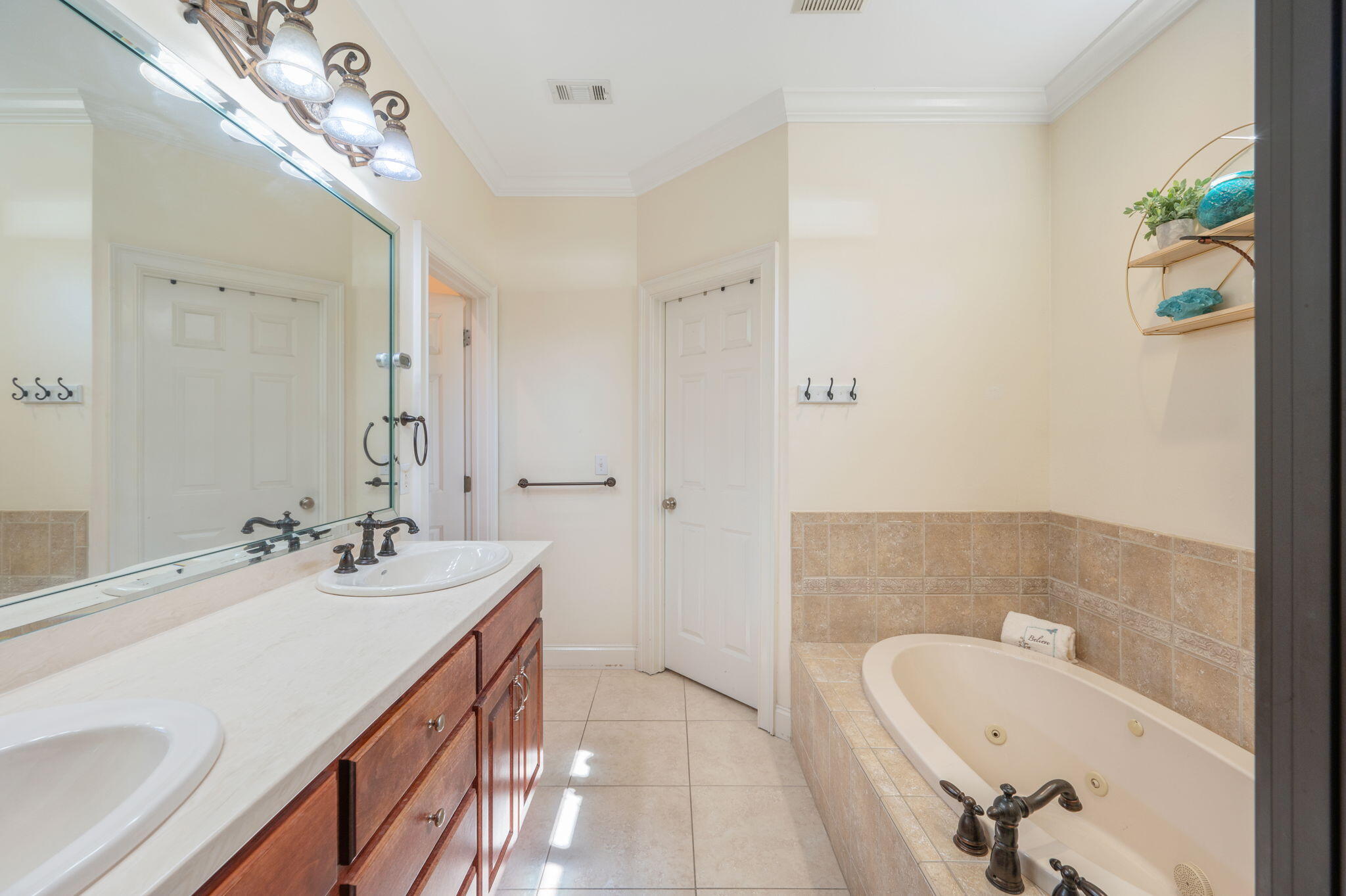 BAHIA OAKS PH I - Residential