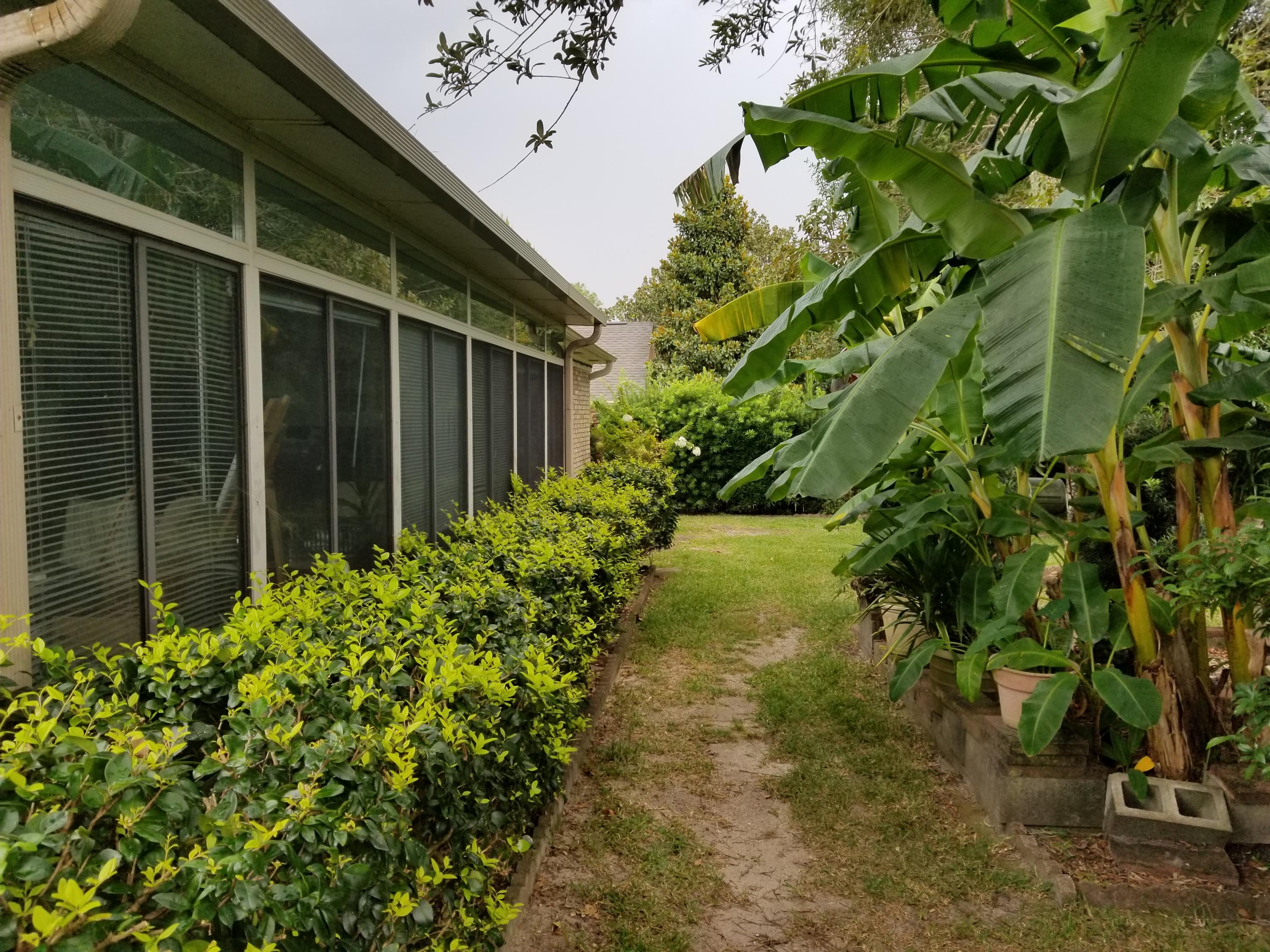 SCENIC HILLS COUNTRY CLUB S/D - Residential