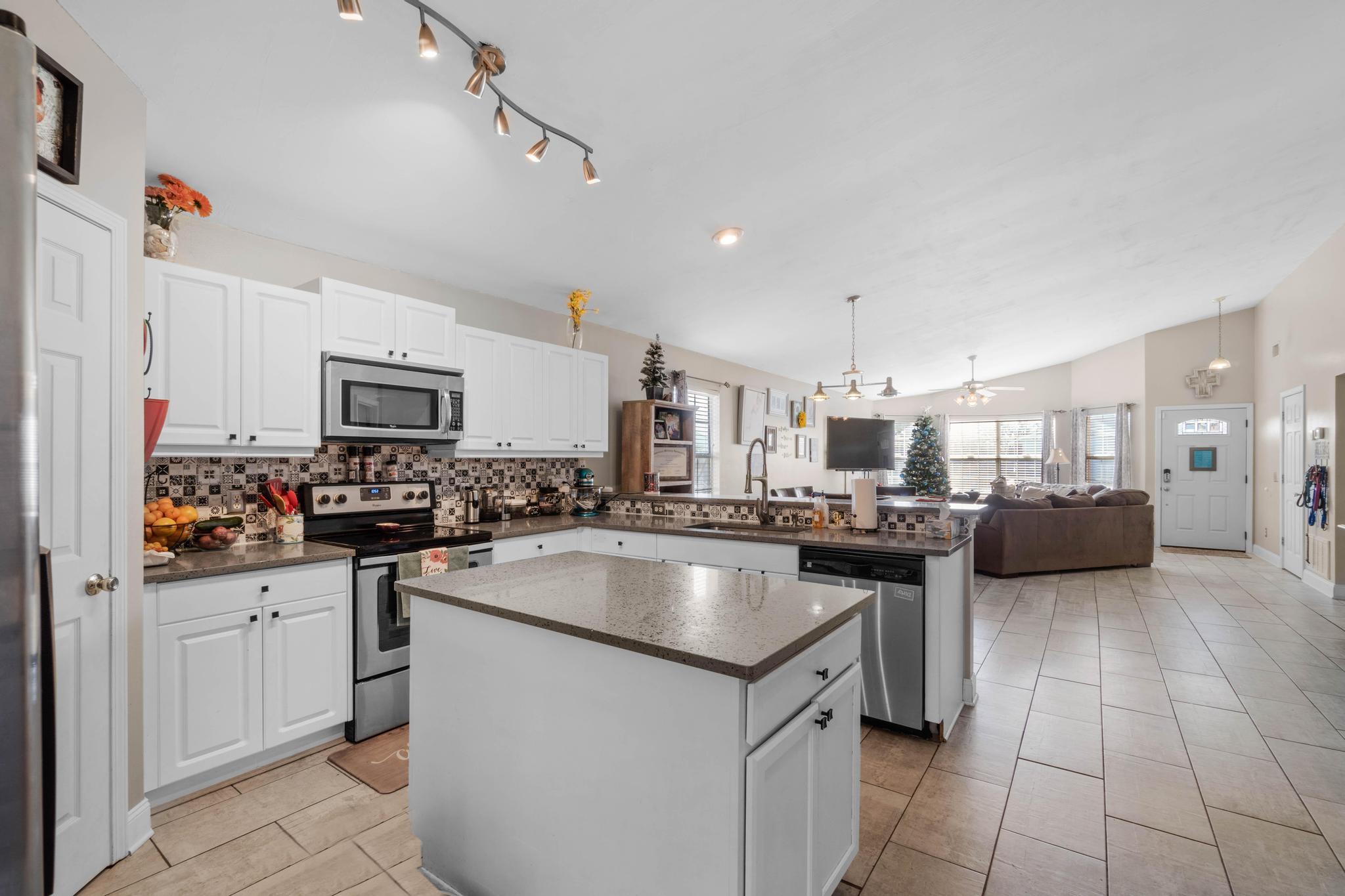 PARKER PLACE - Residential