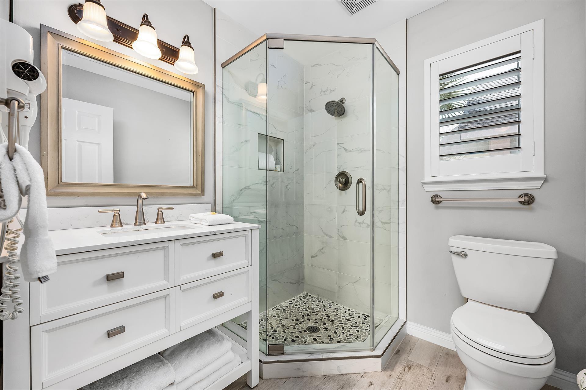 NANTUCKET COTTAGES - Residential