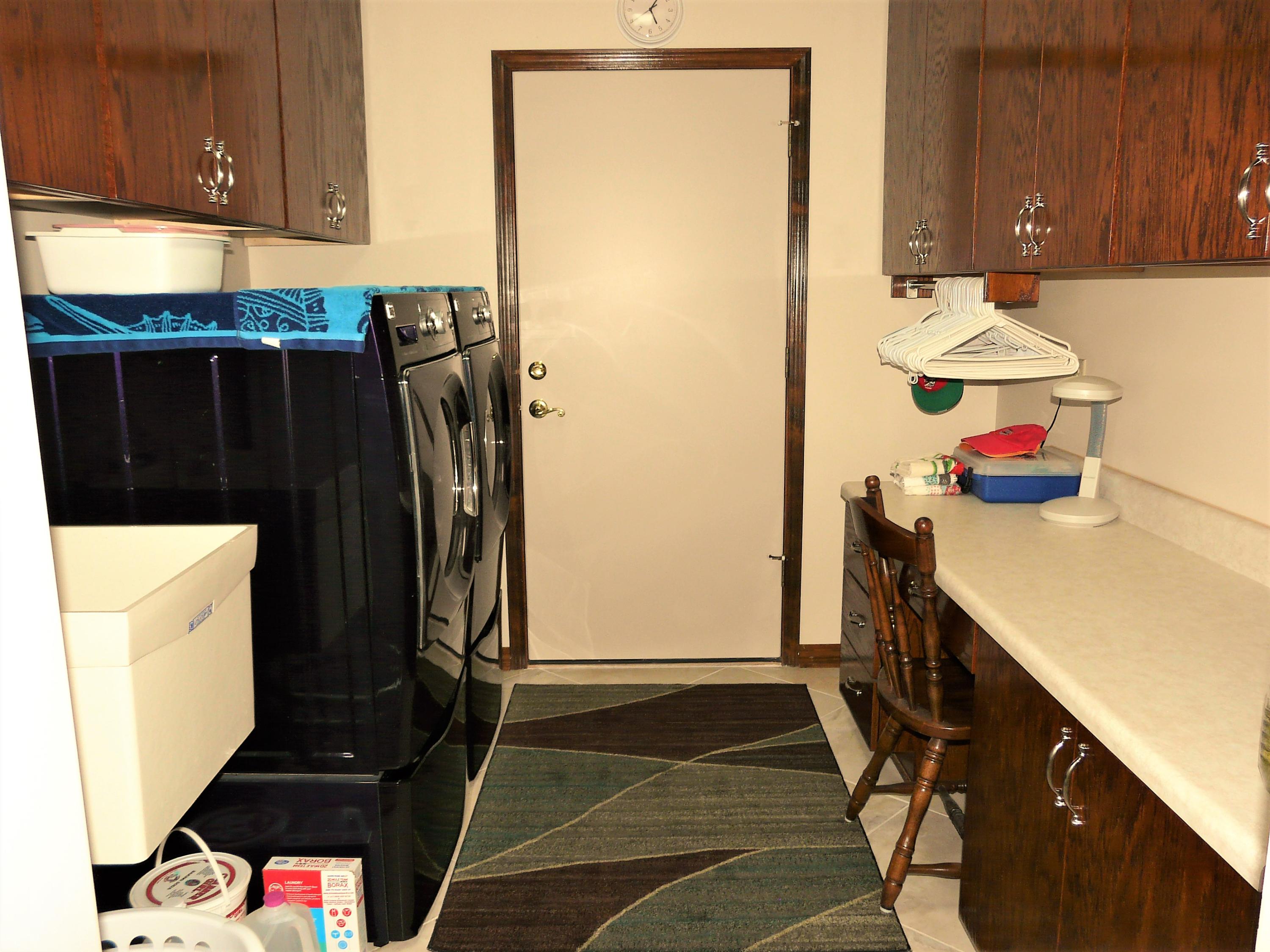 ROCKY BAYOU COUNTRY CLUB ESTATES 4 - Residential