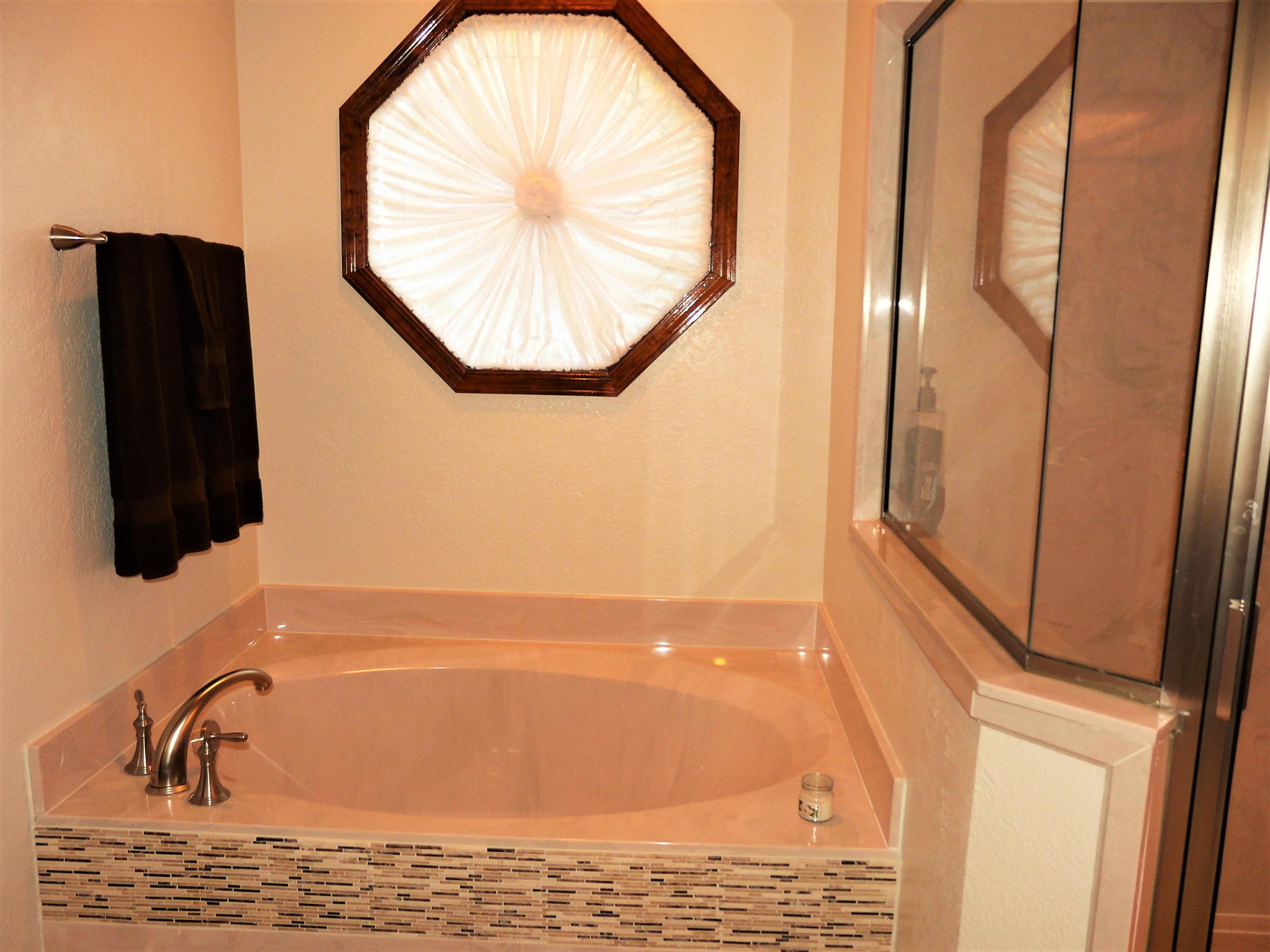 ROCKY BAYOU COUNTRY CLUB ESTATES 4 - Residential