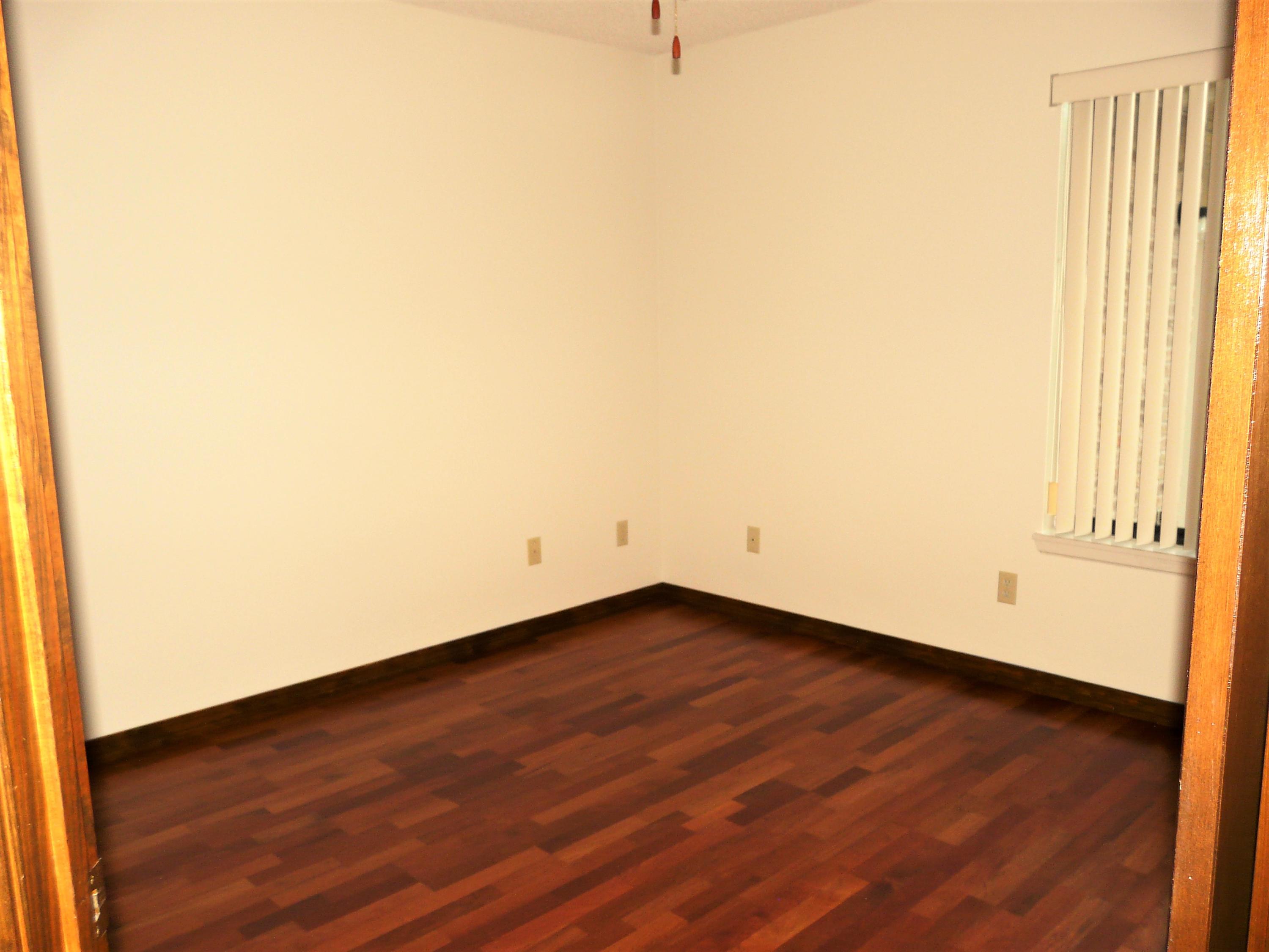 ROCKY BAYOU COUNTRY CLUB ESTATES 4 - Residential