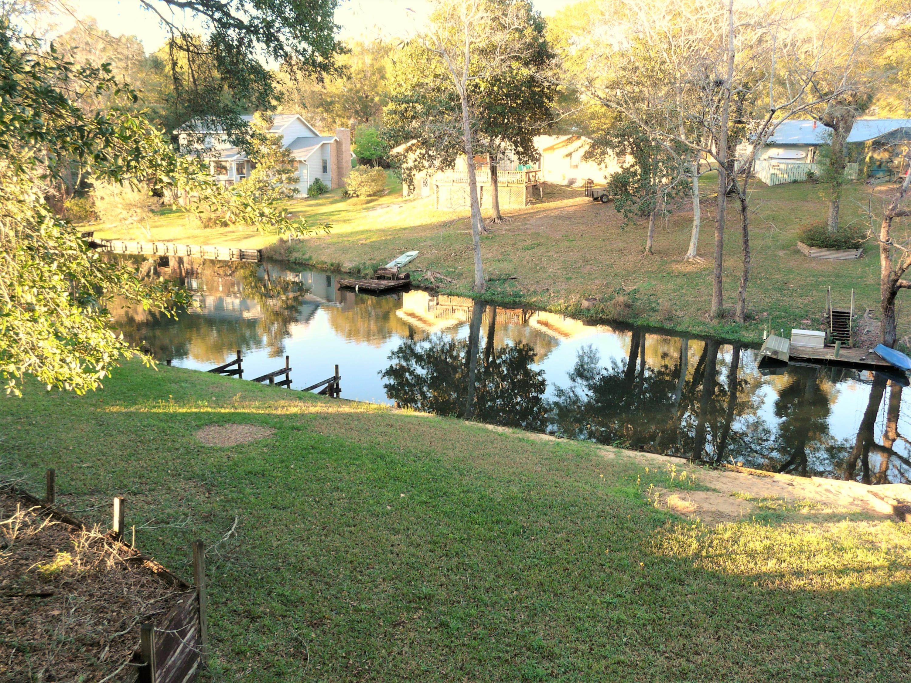 ROCKY BAYOU COUNTRY CLUB ESTATES 4 - Residential