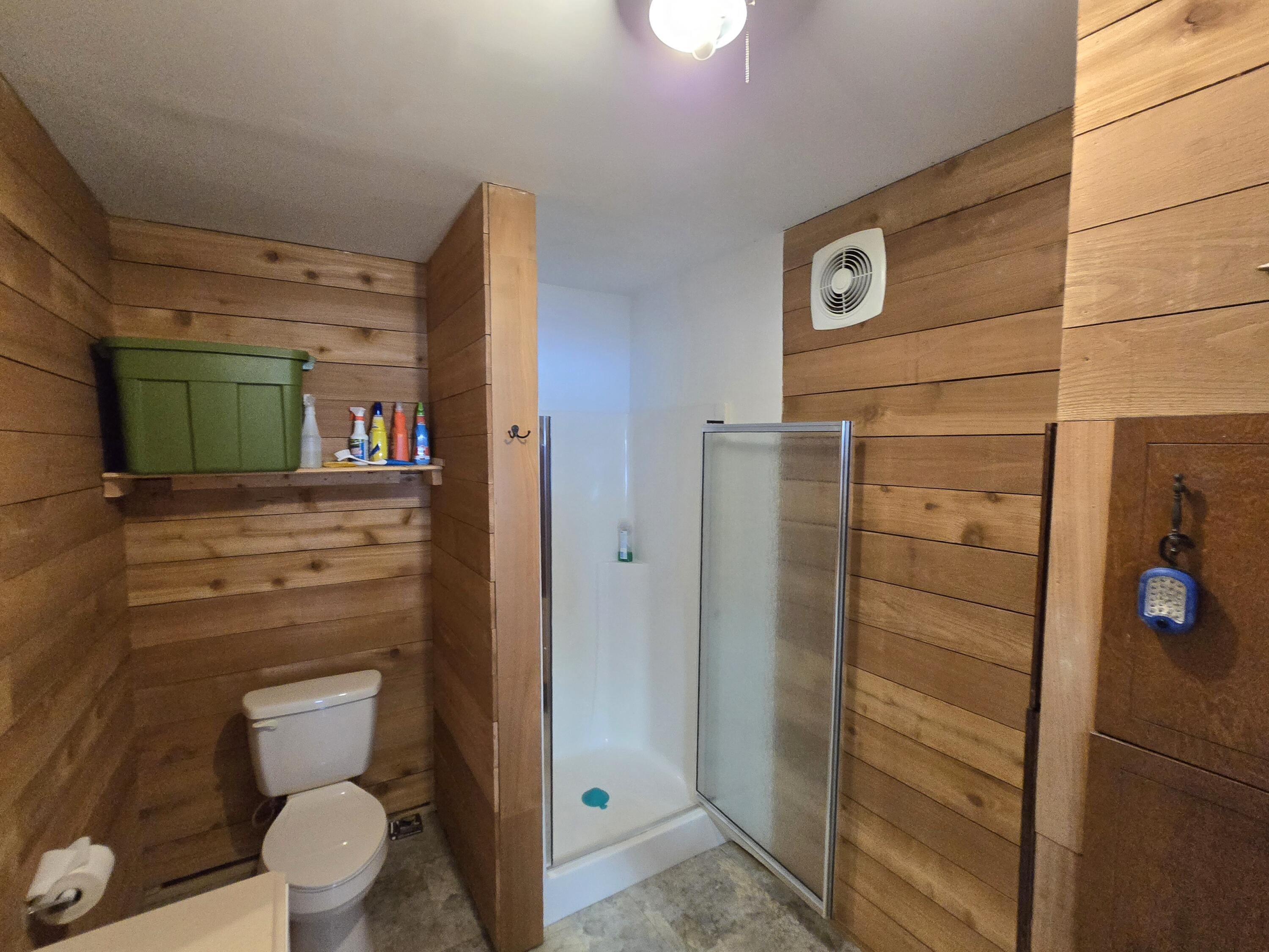 JUNIPER LAKE ESTATES UNIT 6 of Oakwood Hills - Residential