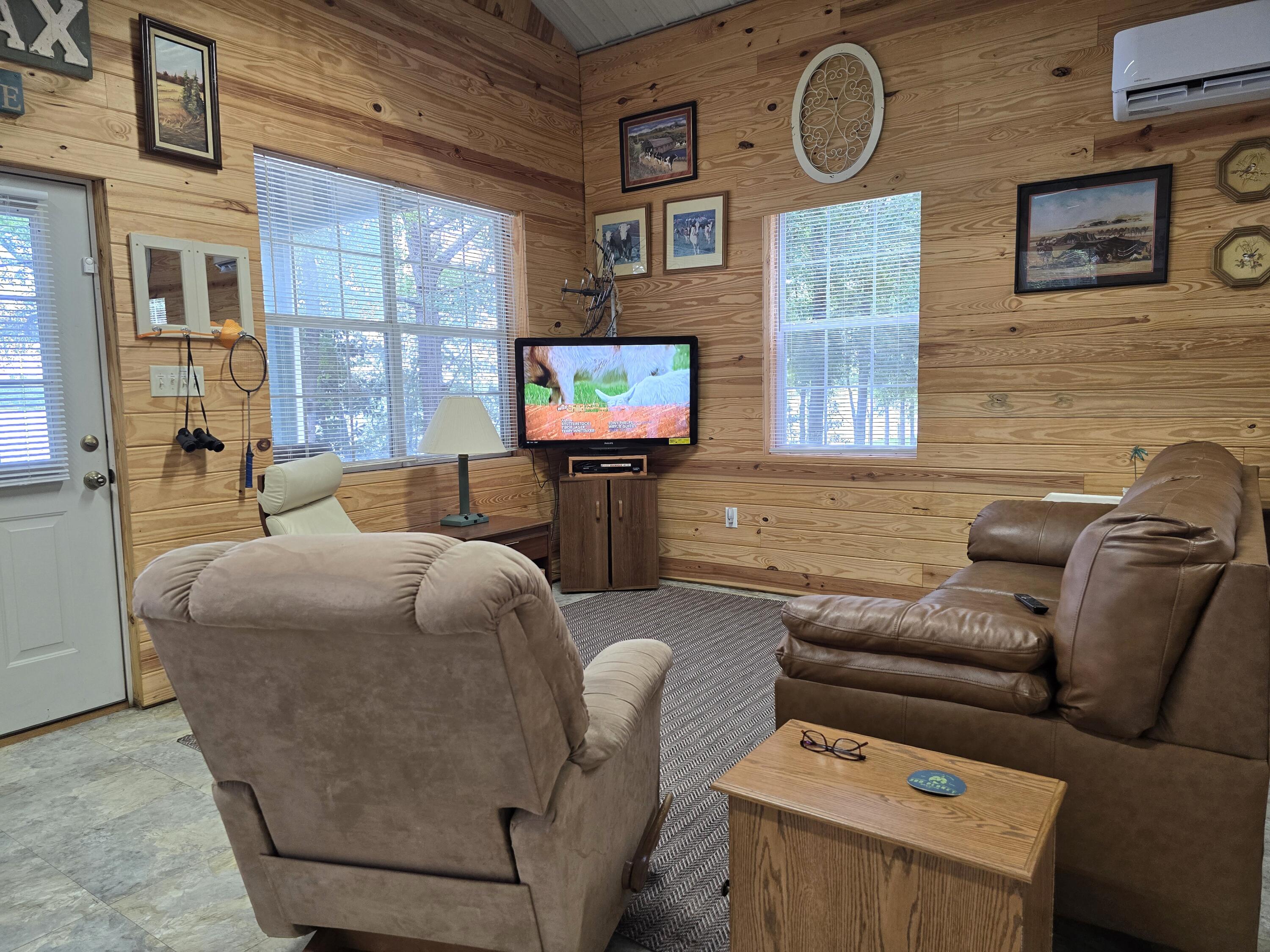JUNIPER LAKE ESTATES UNIT 6 of Oakwood Hills - Residential