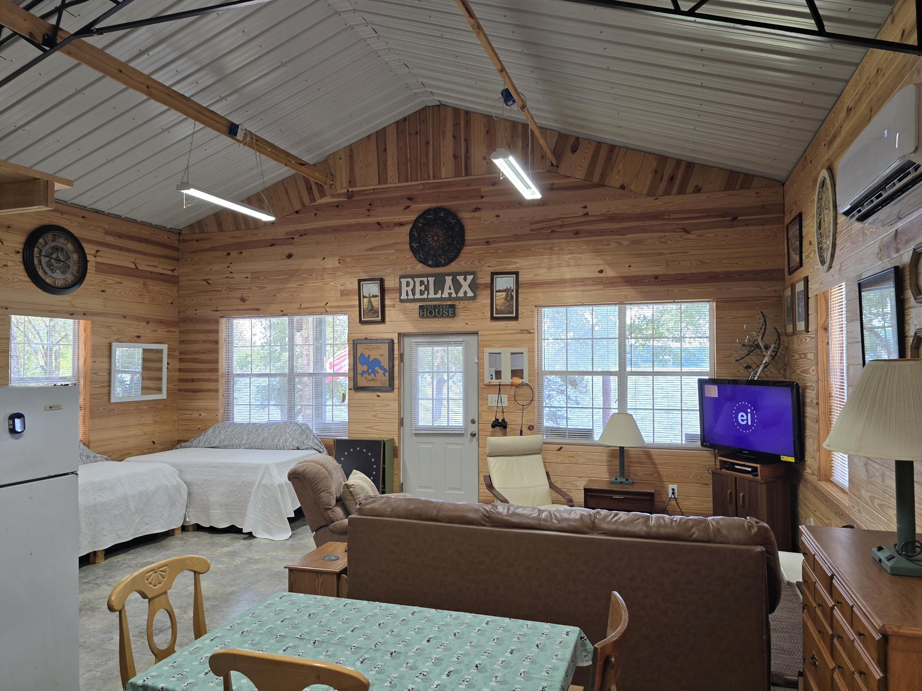 JUNIPER LAKE ESTATES UNIT 6 of Oakwood Hills - Residential