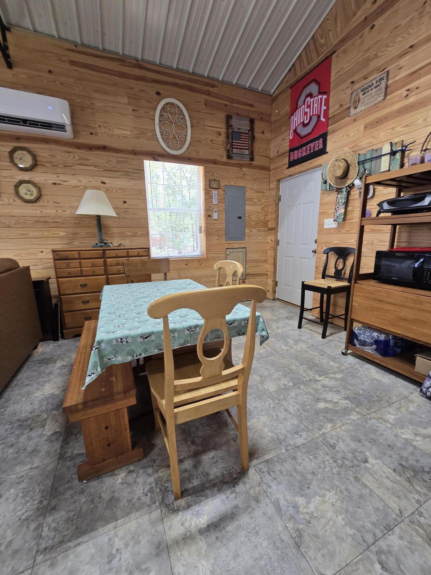 JUNIPER LAKE ESTATES UNIT 6 of Oakwood Hills - Residential