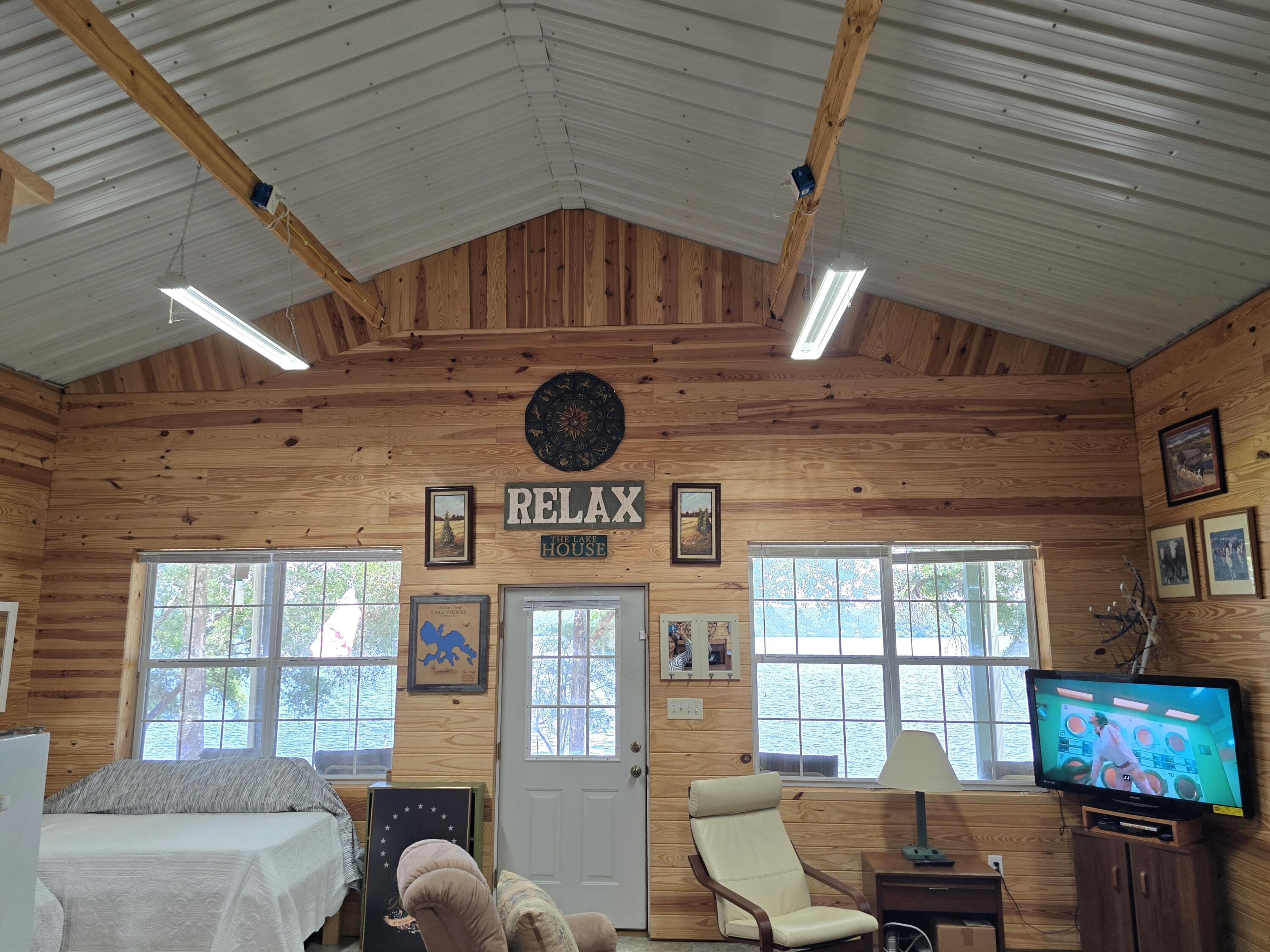 JUNIPER LAKE ESTATES UNIT 6 of Oakwood Hills - Residential