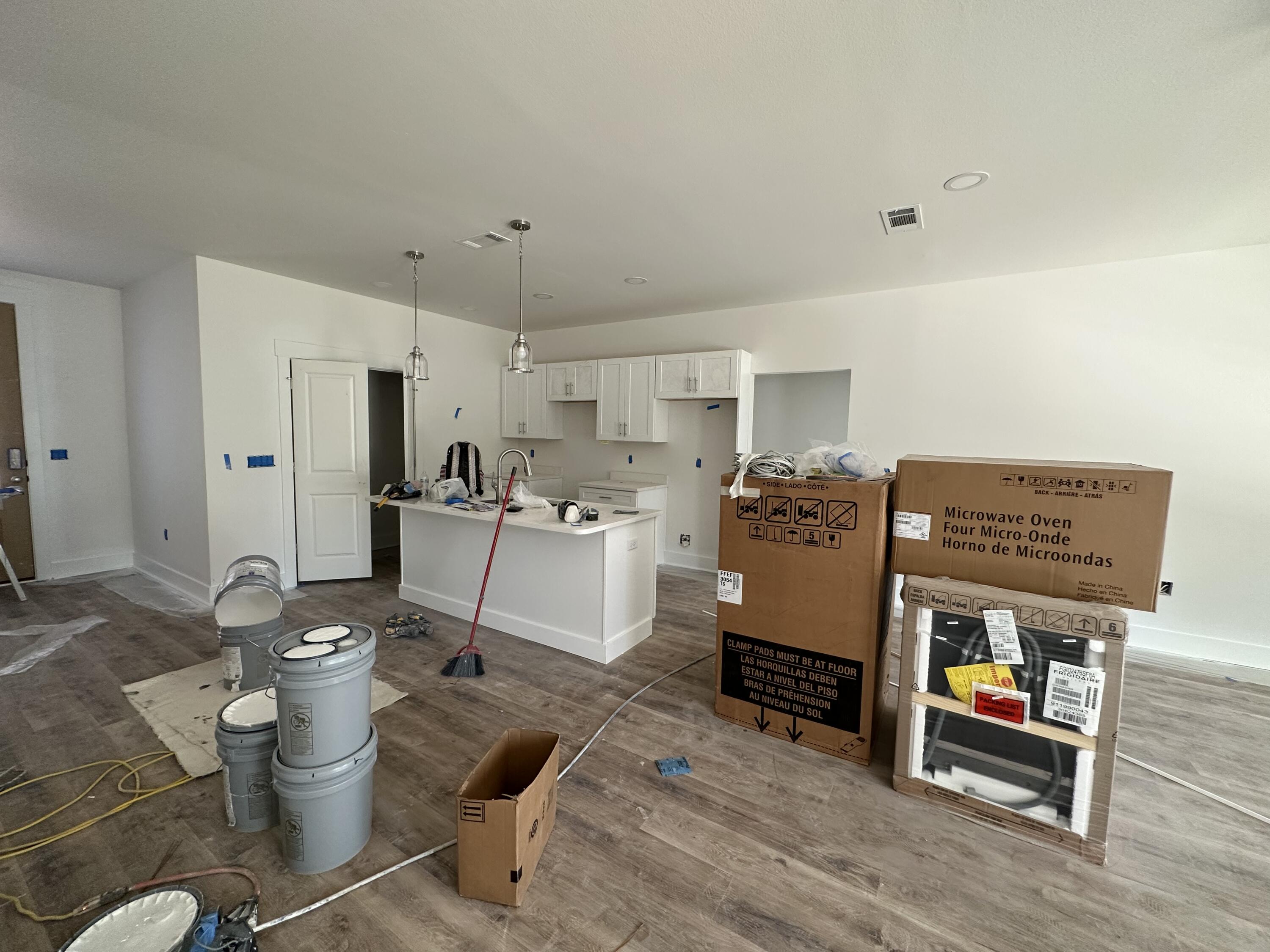 CANOPIES OF FREEPORT - Residential